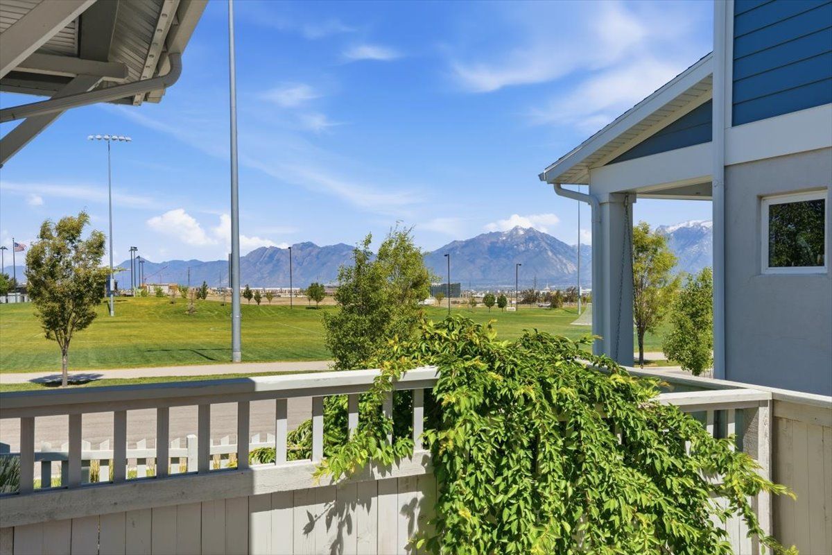 11364 Red Cardinal Way