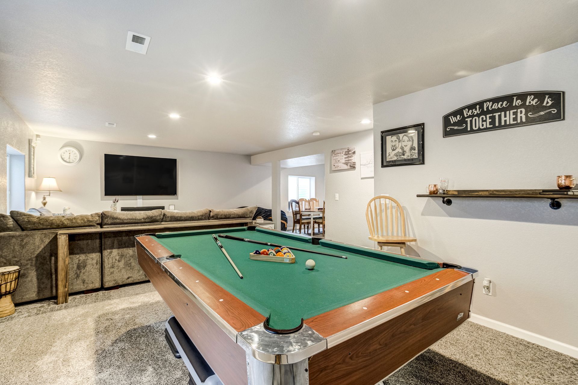4880 Warbler Court