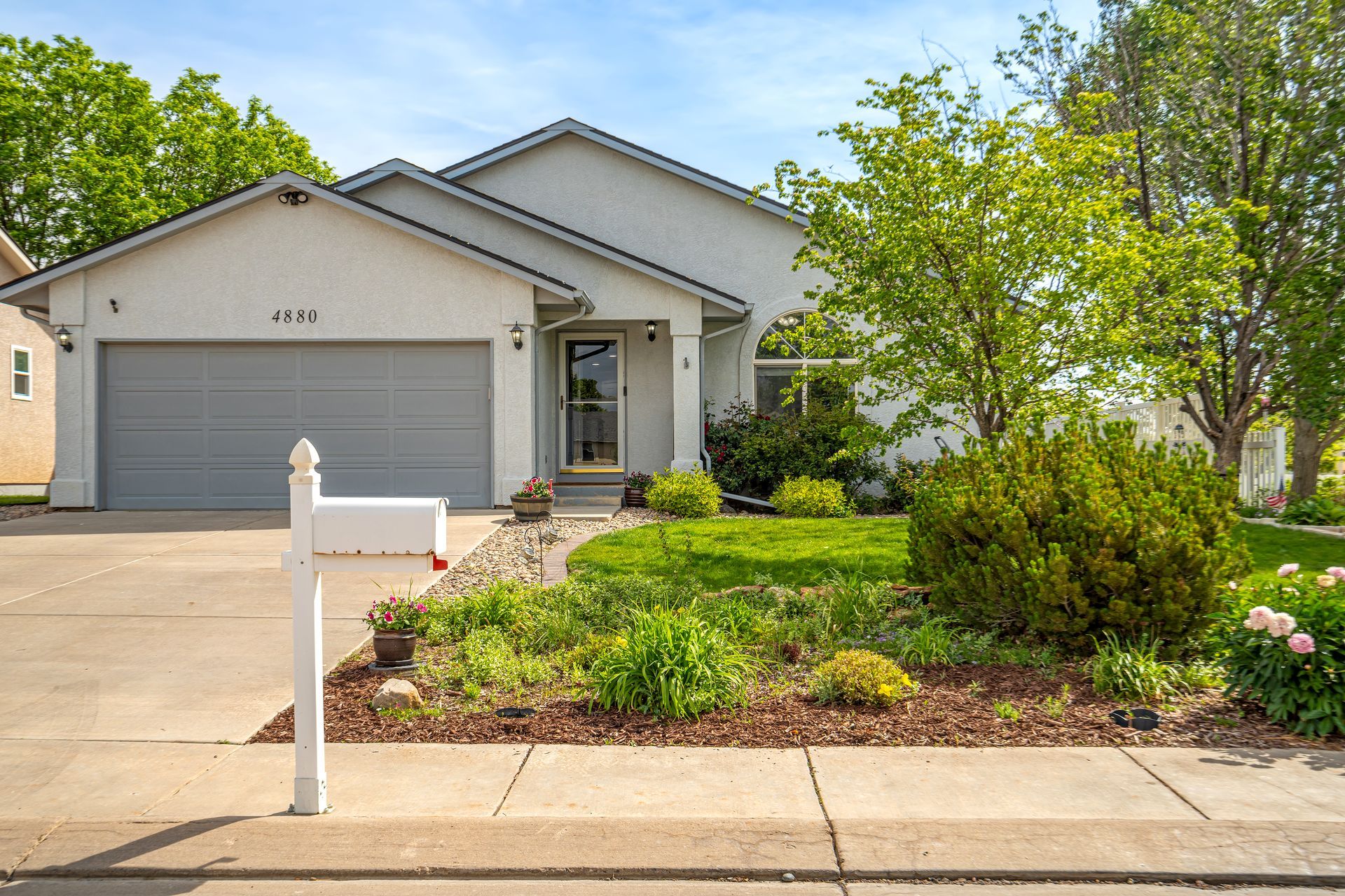 4880 Warbler Court