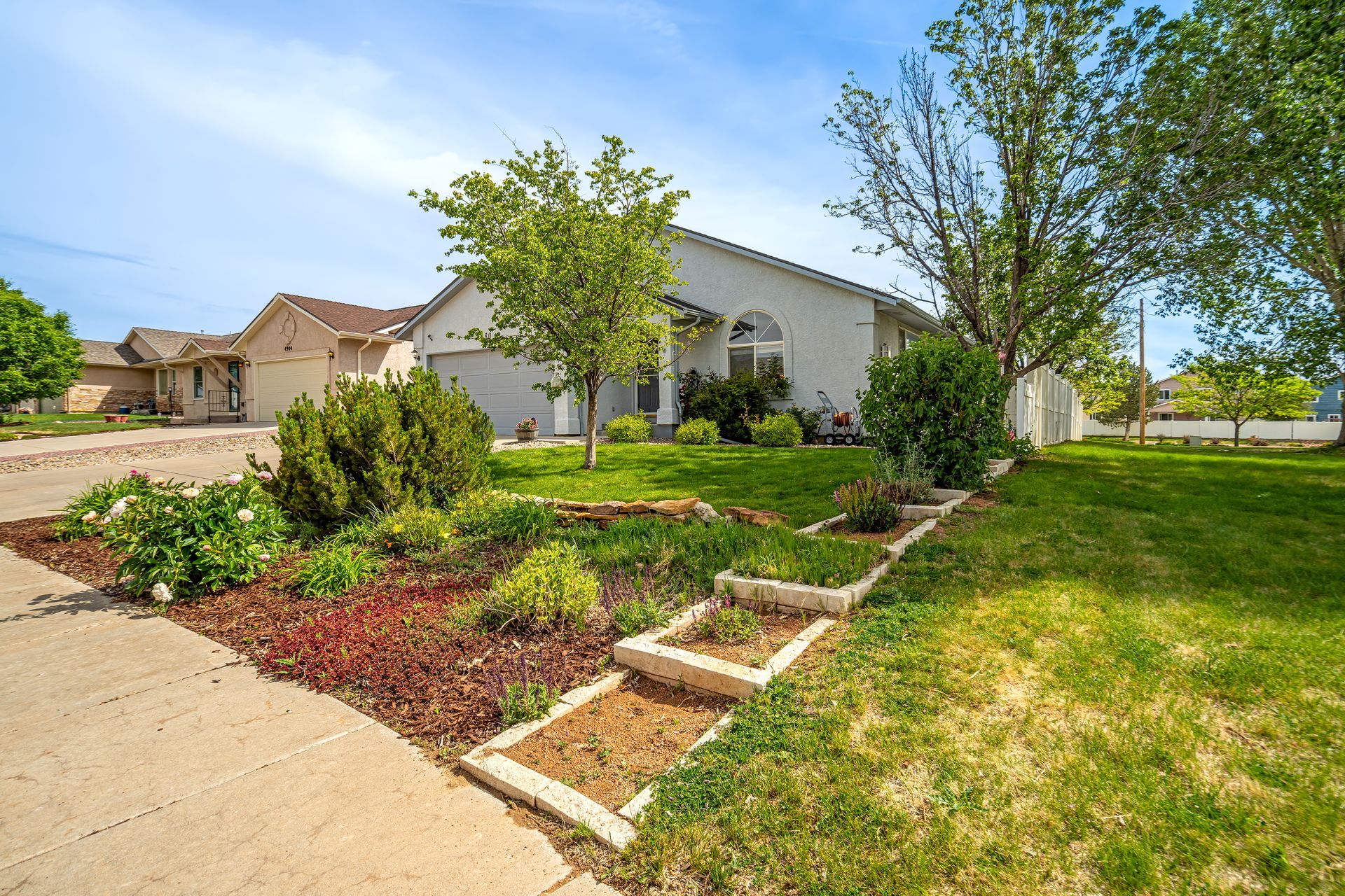 4880 Warbler Court