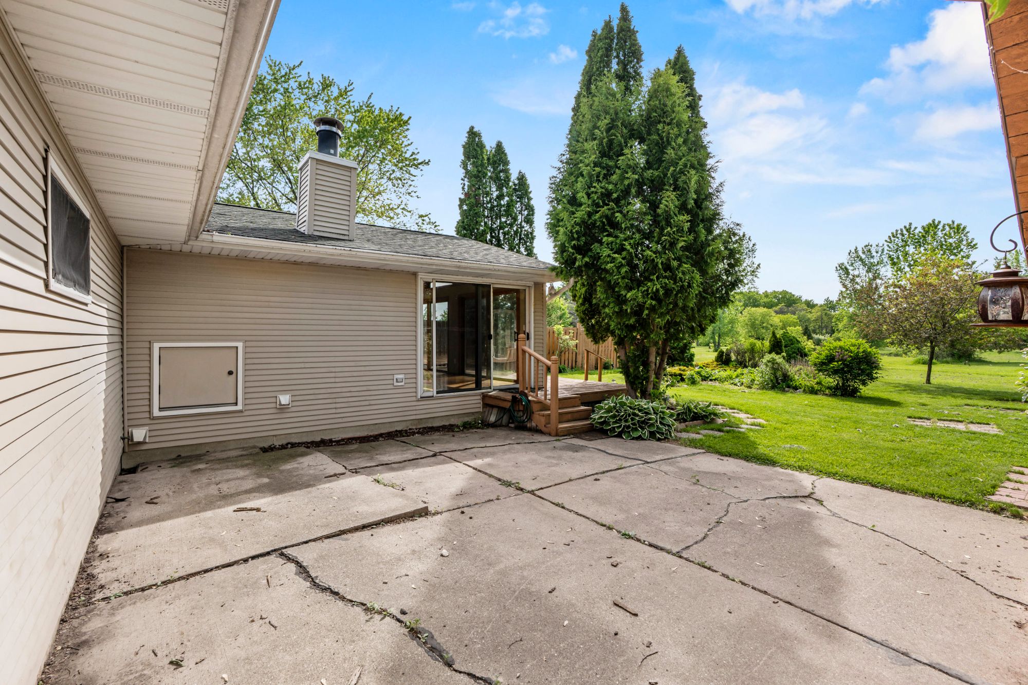 1114 Bellevue Street
