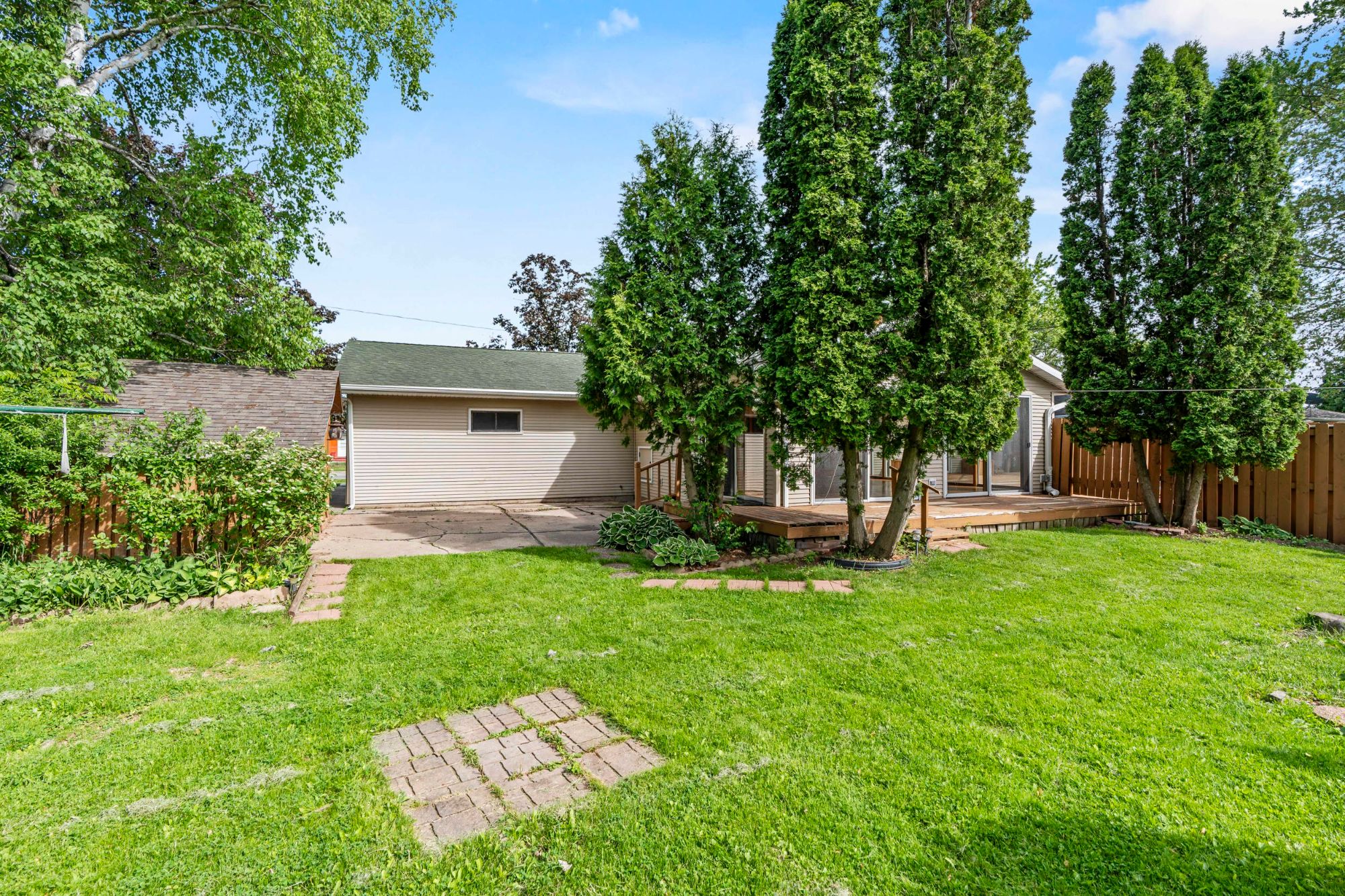 1114 Bellevue Street