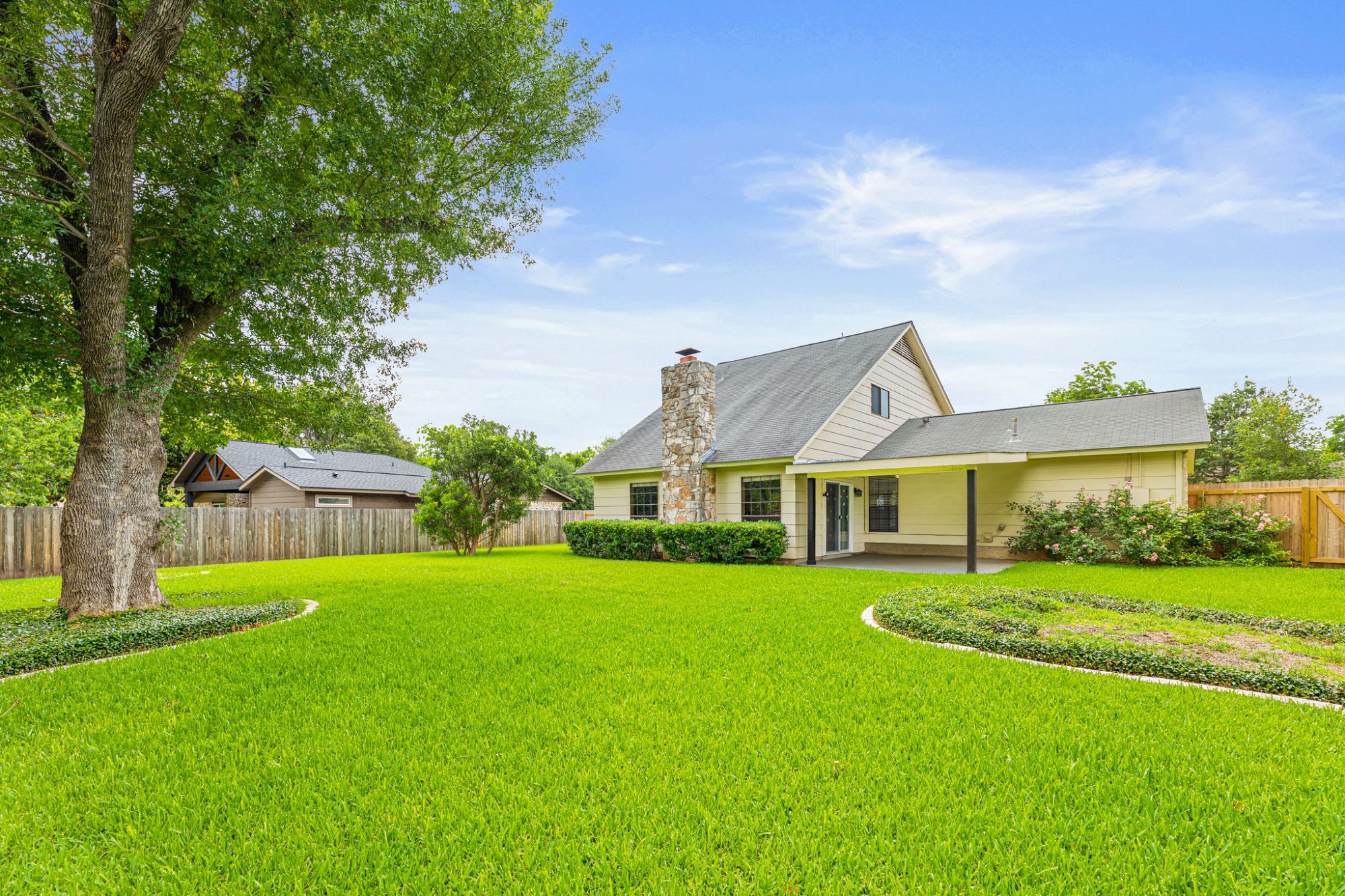 10804 Cobblestone Lane