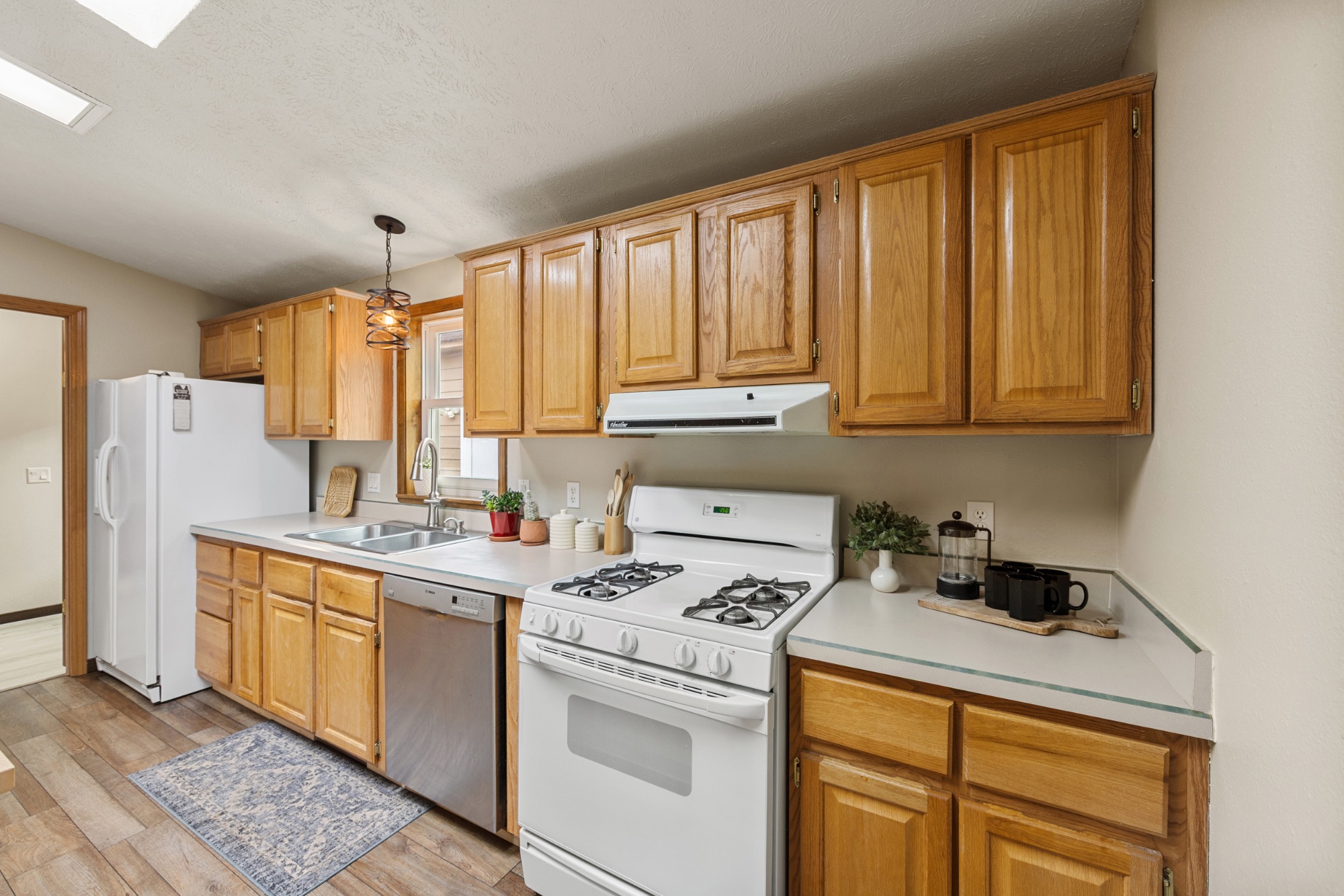 202 S 9TH Street