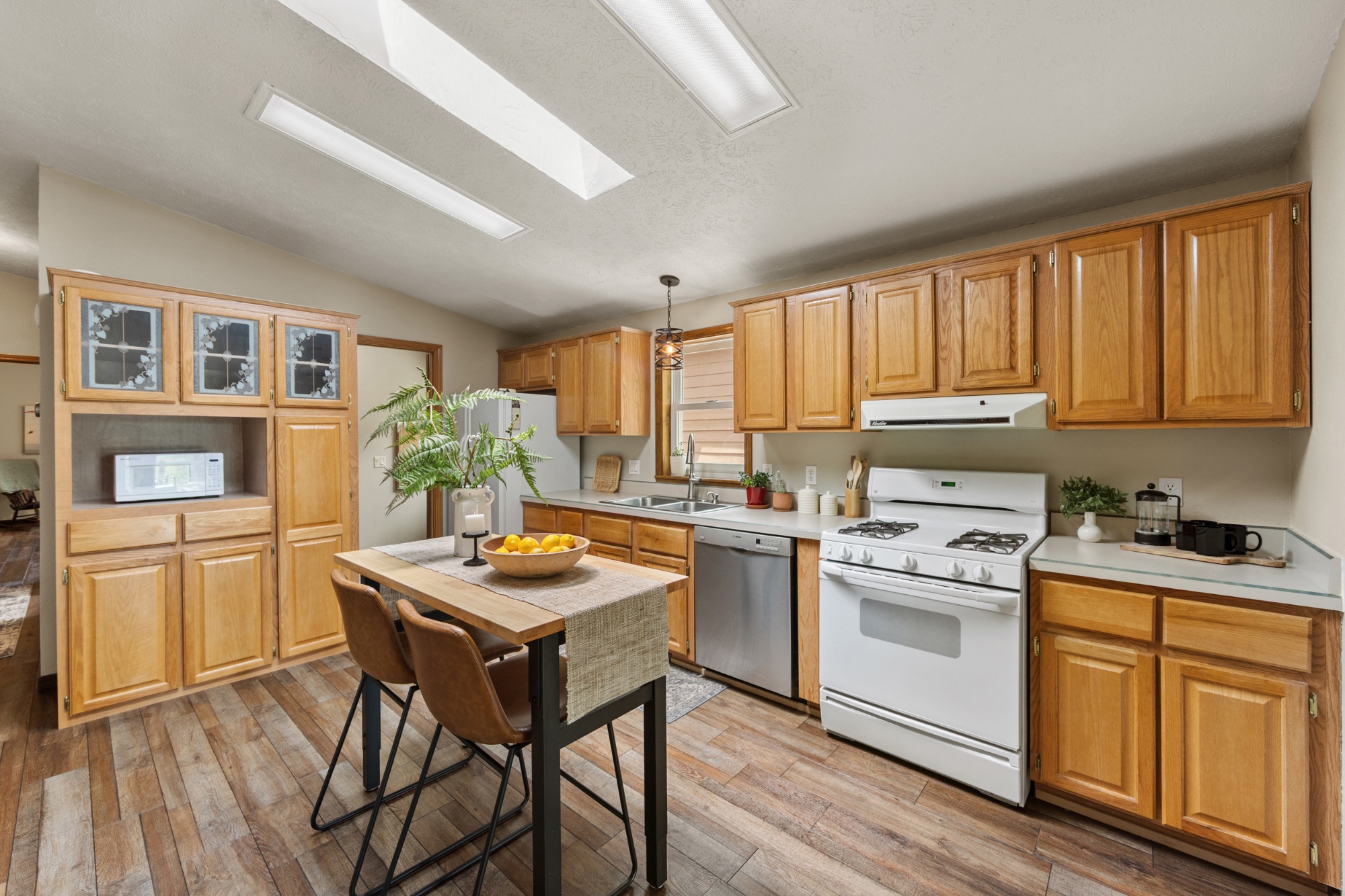 202 S 9TH Street