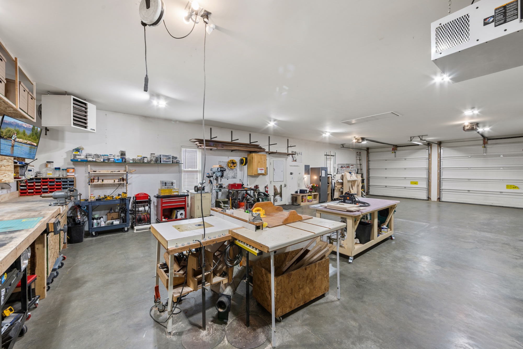 202 S 9TH Street