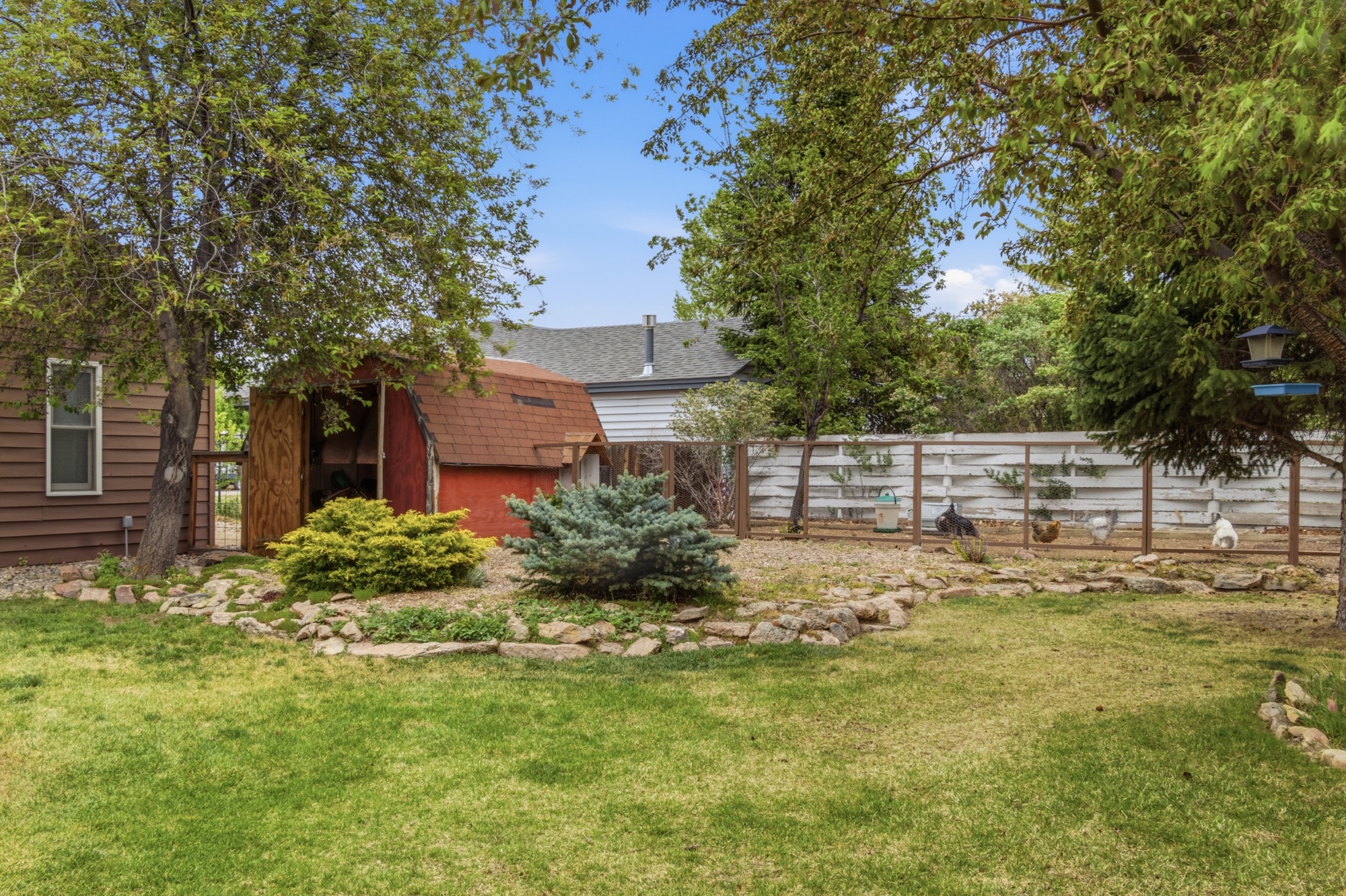 202 S 9TH Street