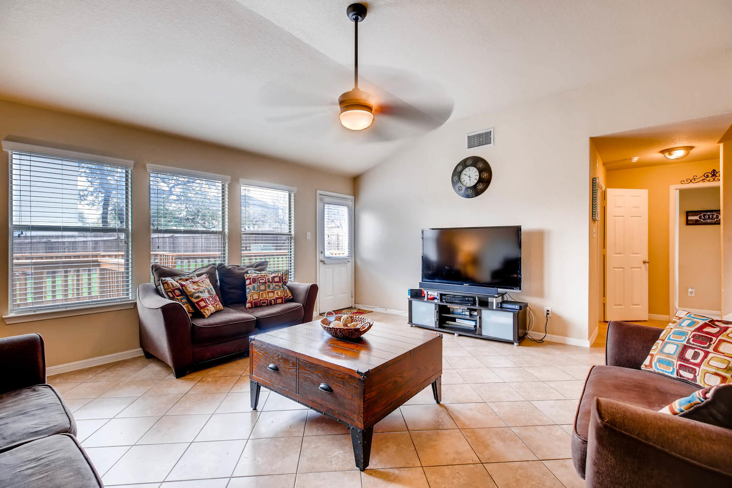 10606 Black Wolf Bay