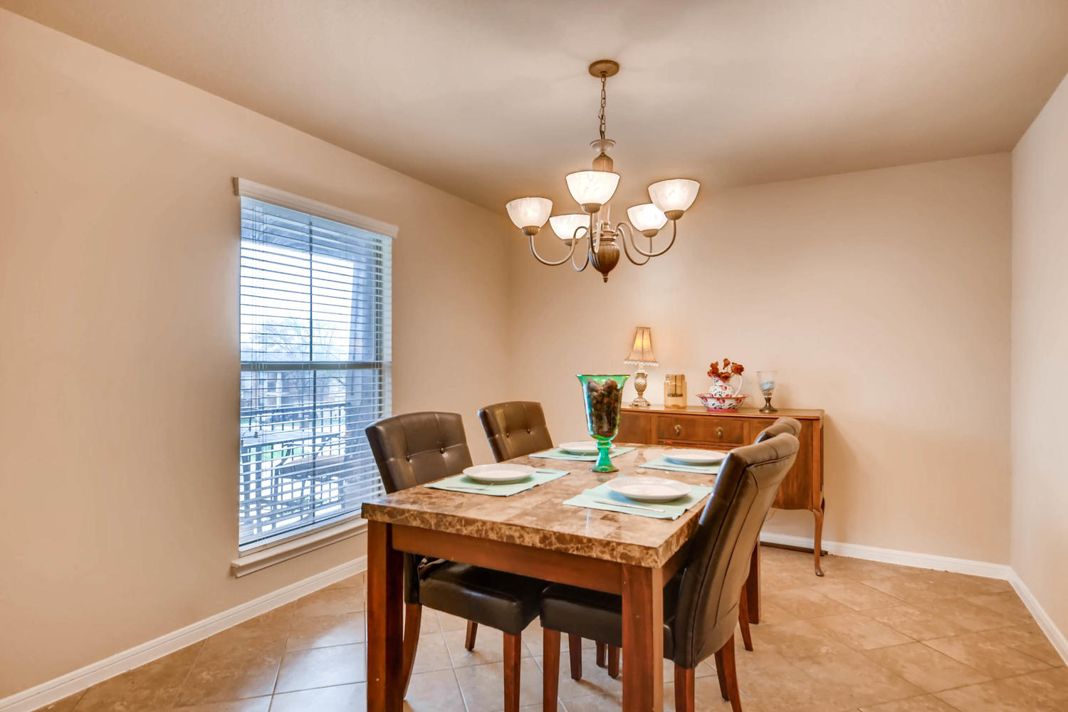 10606 Black Wolf Bay