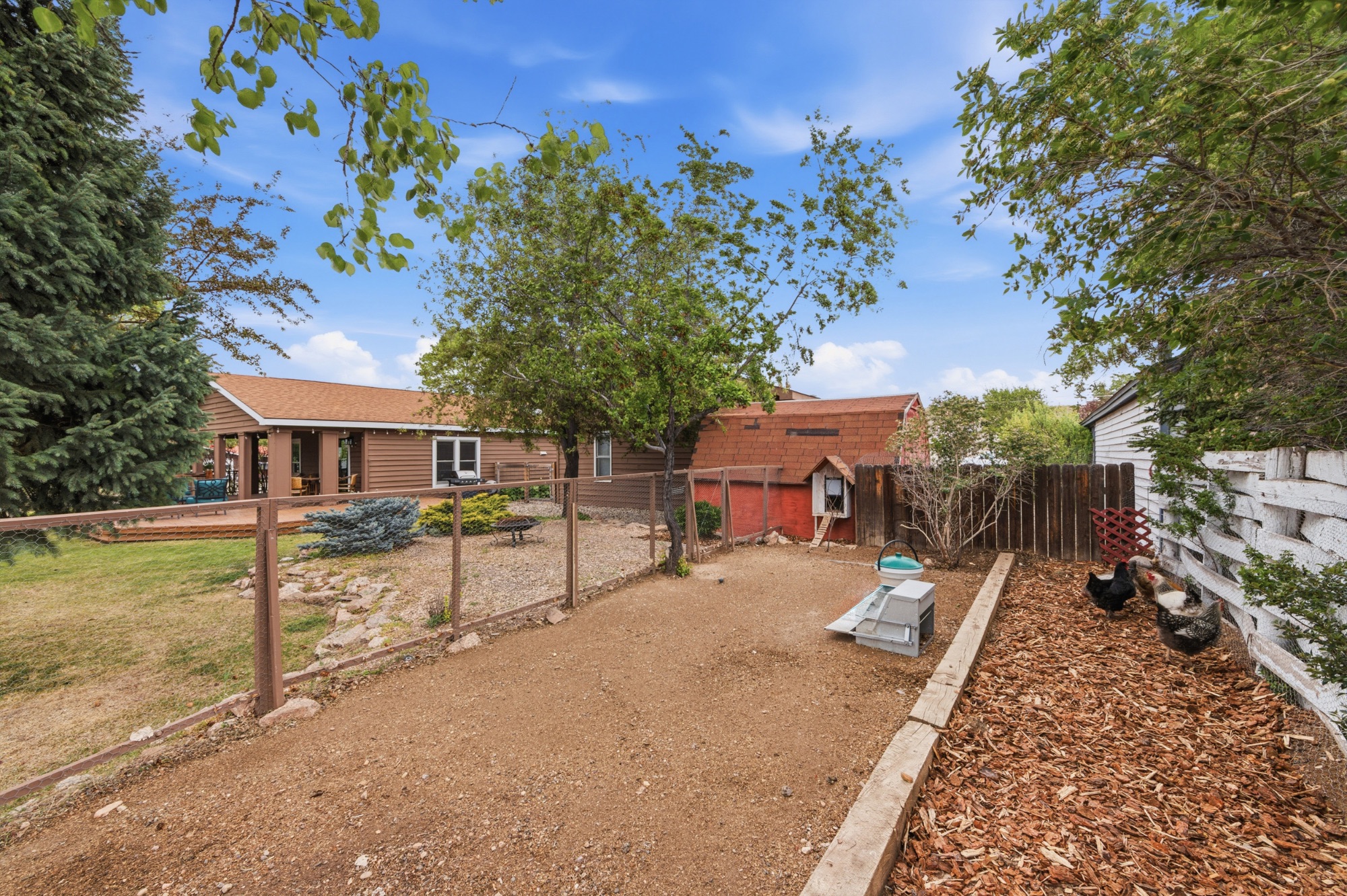 202 S 9TH Street