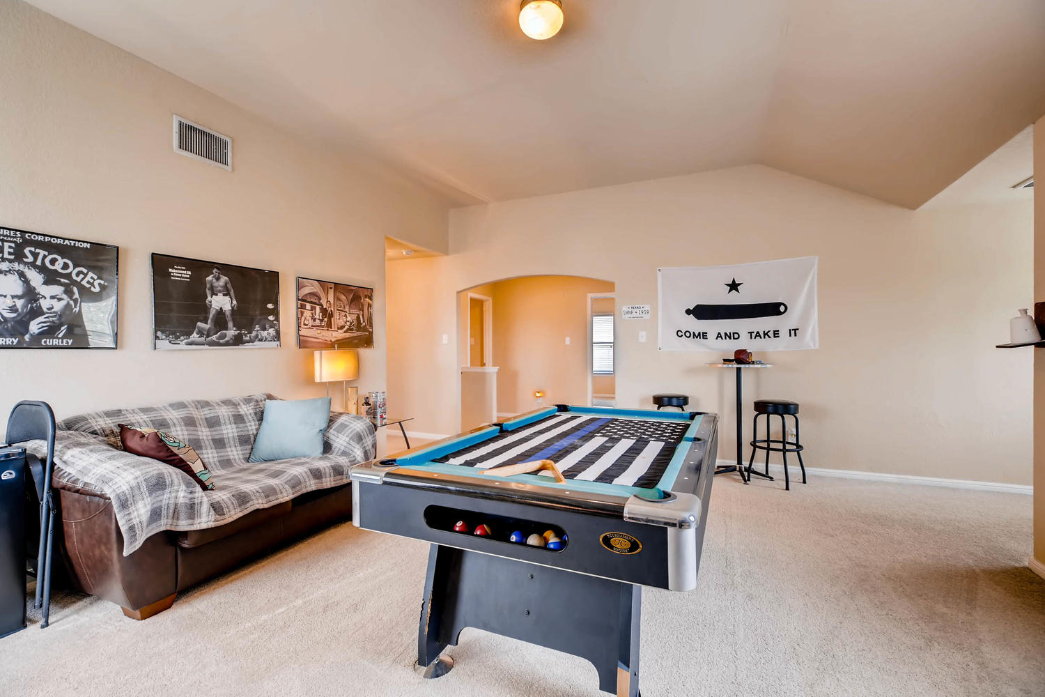 10606 Black Wolf Bay