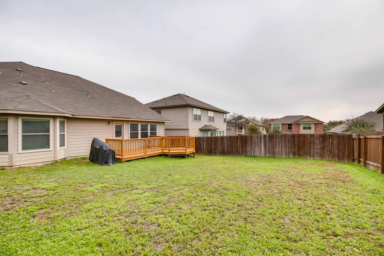 10606 Black Wolf Bay