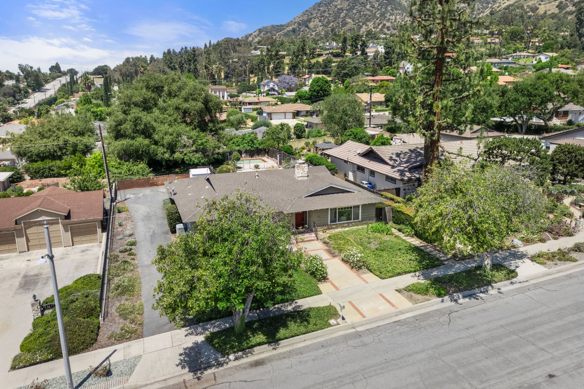 723 Rainbow Drive