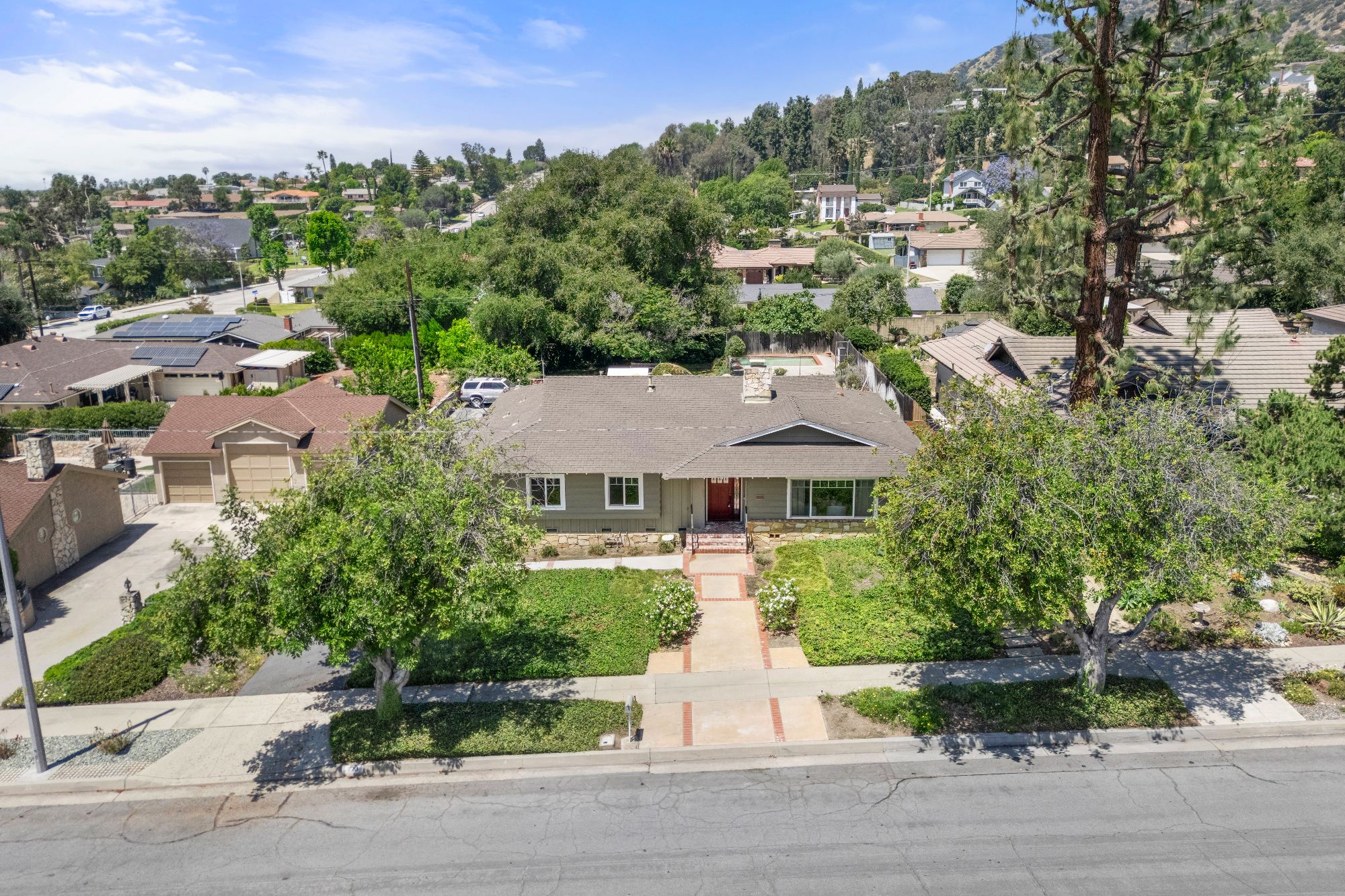 723 Rainbow Drive