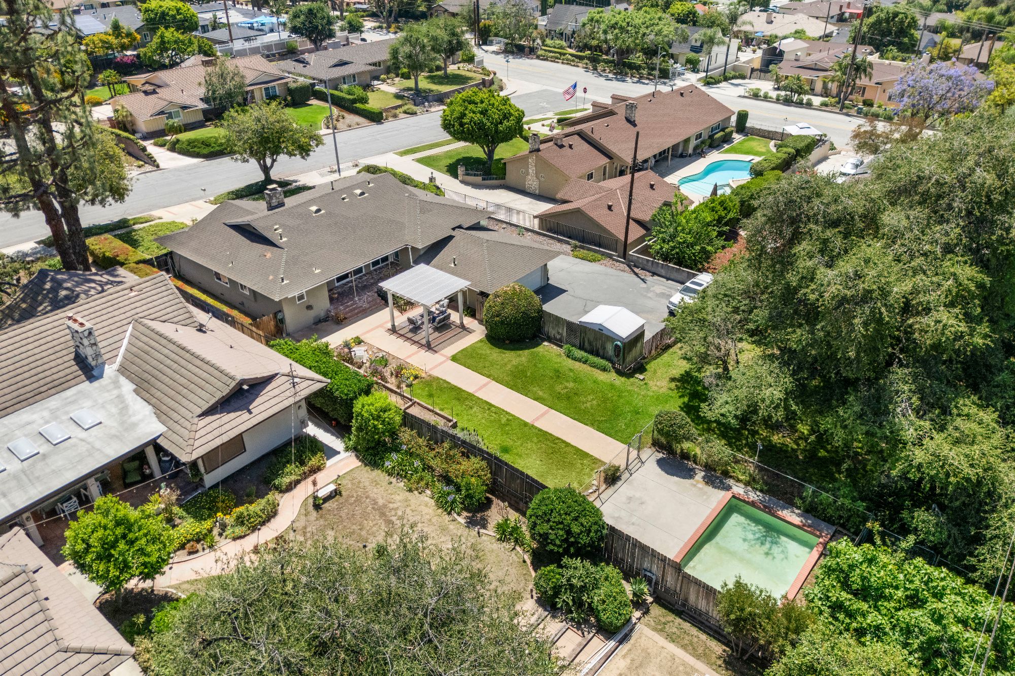 723 Rainbow Drive
