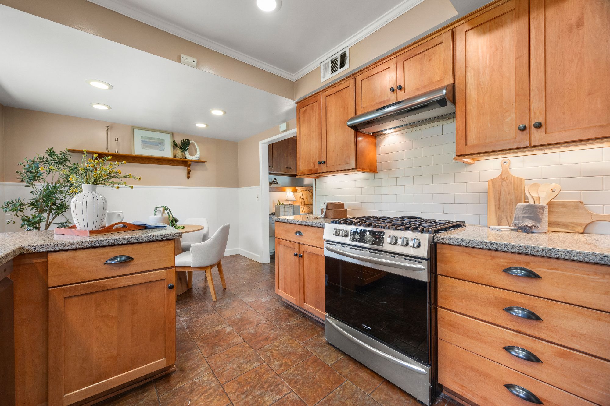 723 Rainbow Drive