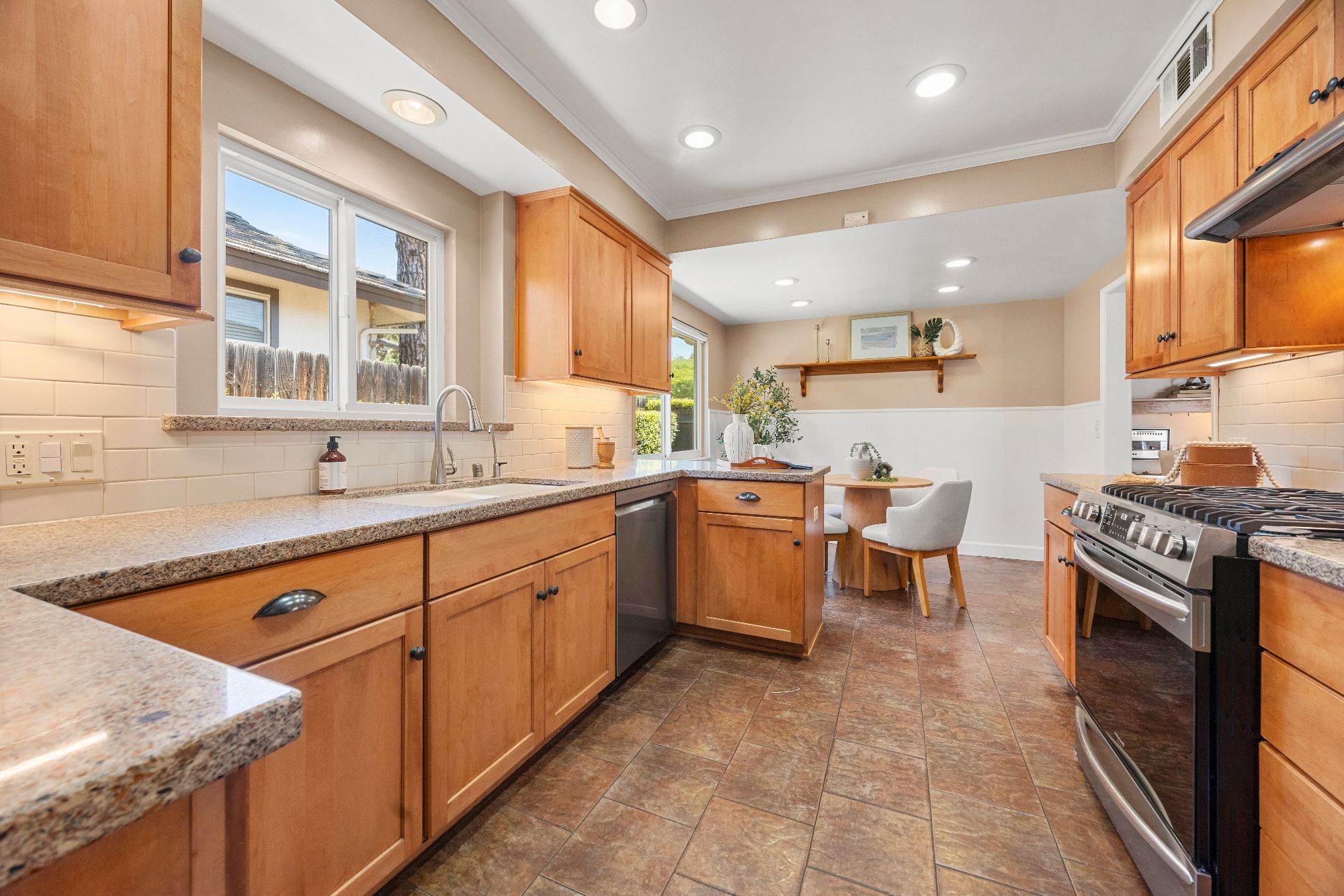 723 Rainbow Drive
