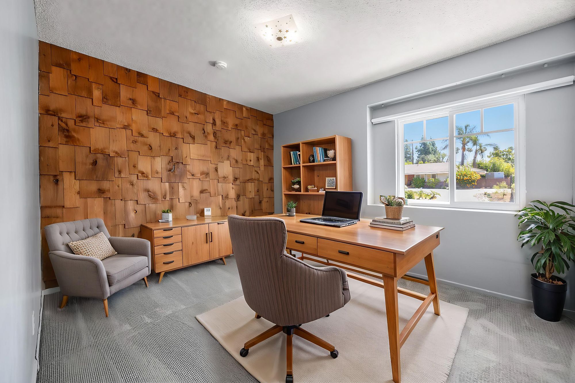 723 Rainbow Drive