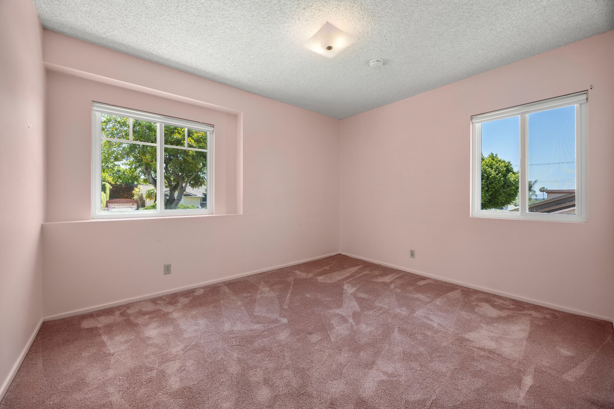 723 Rainbow Drive