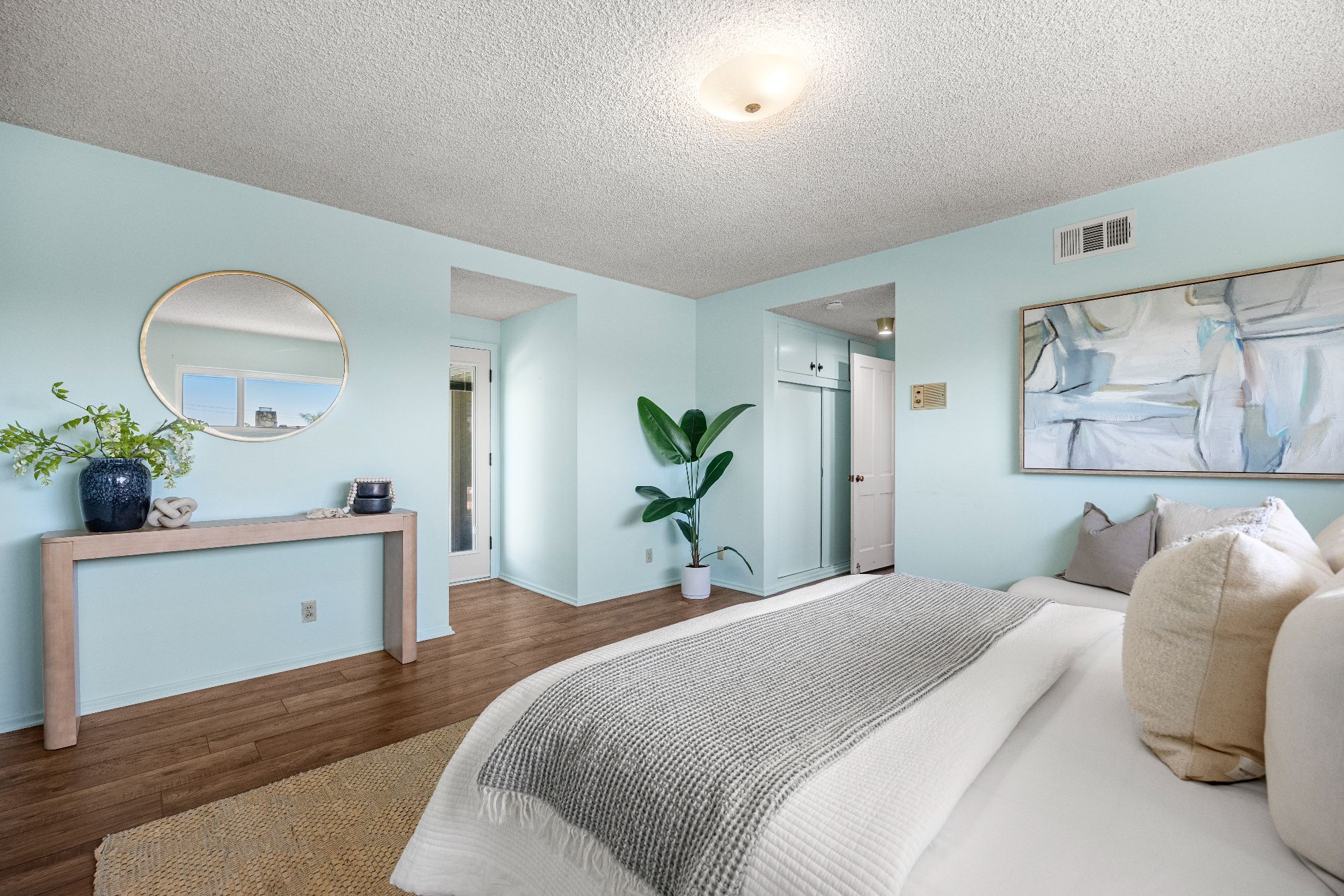 723 Rainbow Drive