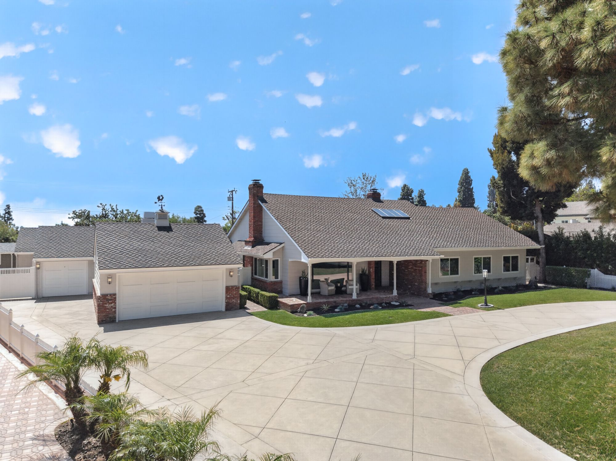 2830 Anacapa Place