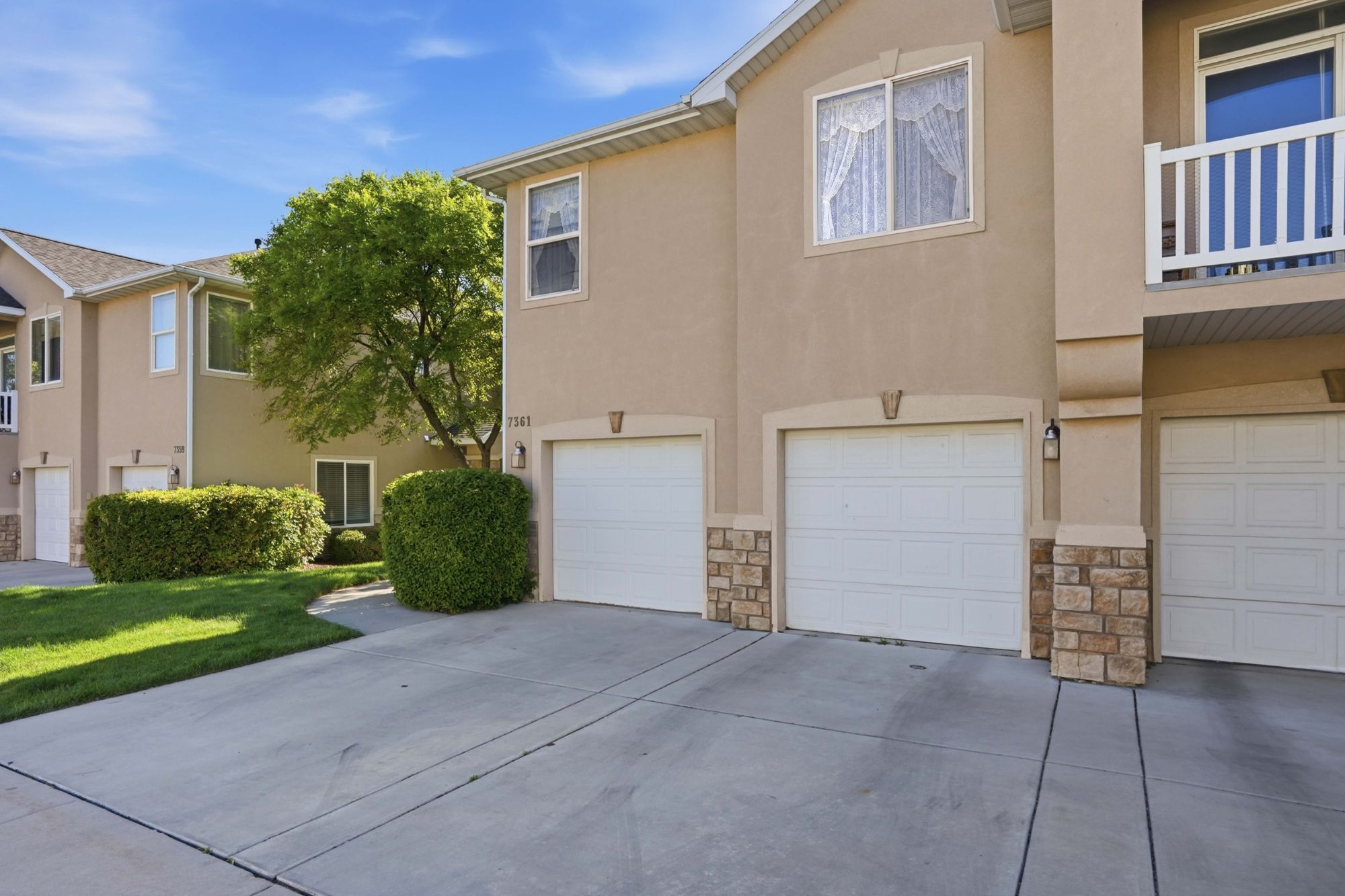 7361 Geralee Lane