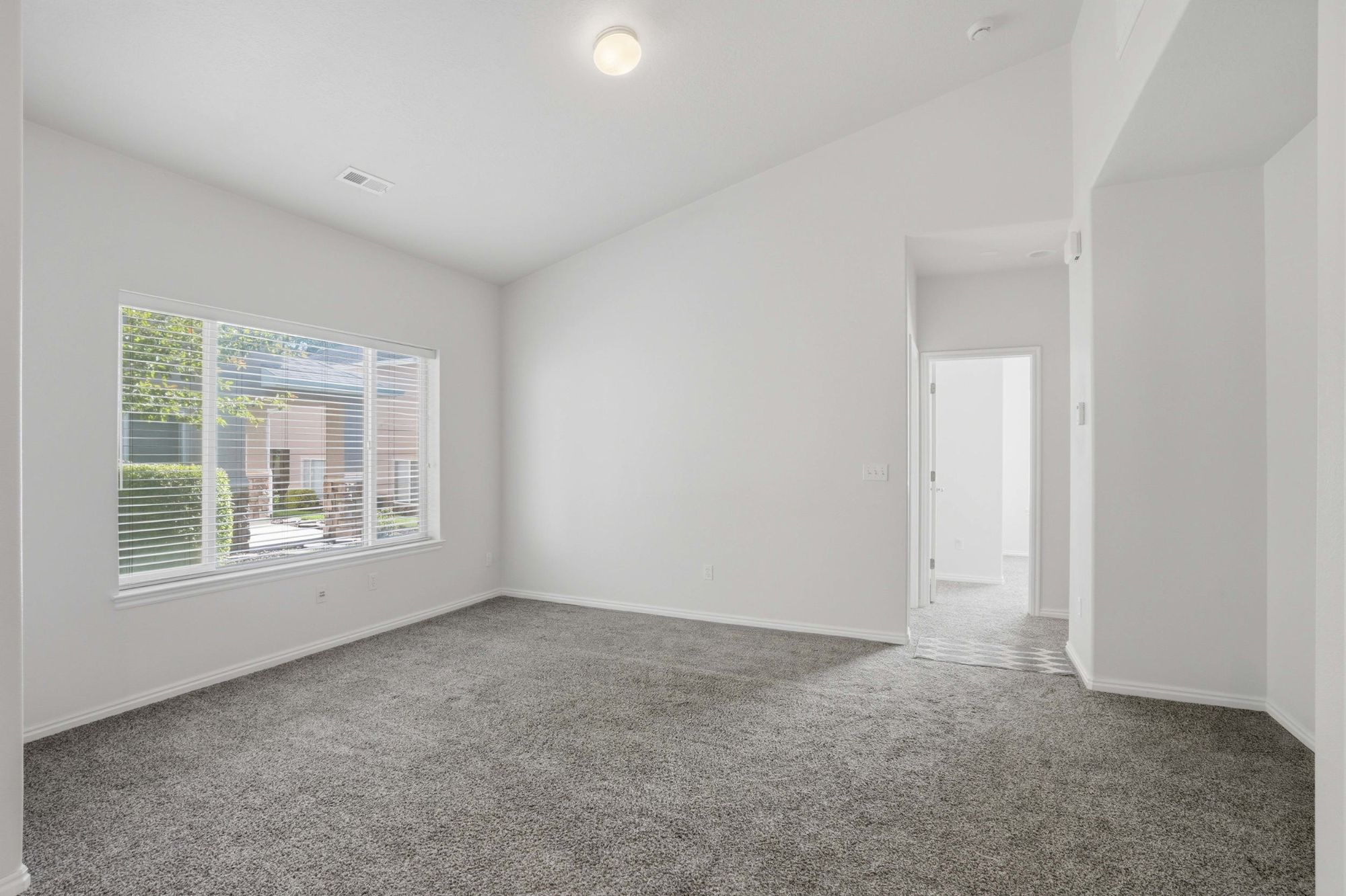 7361 Geralee Lane