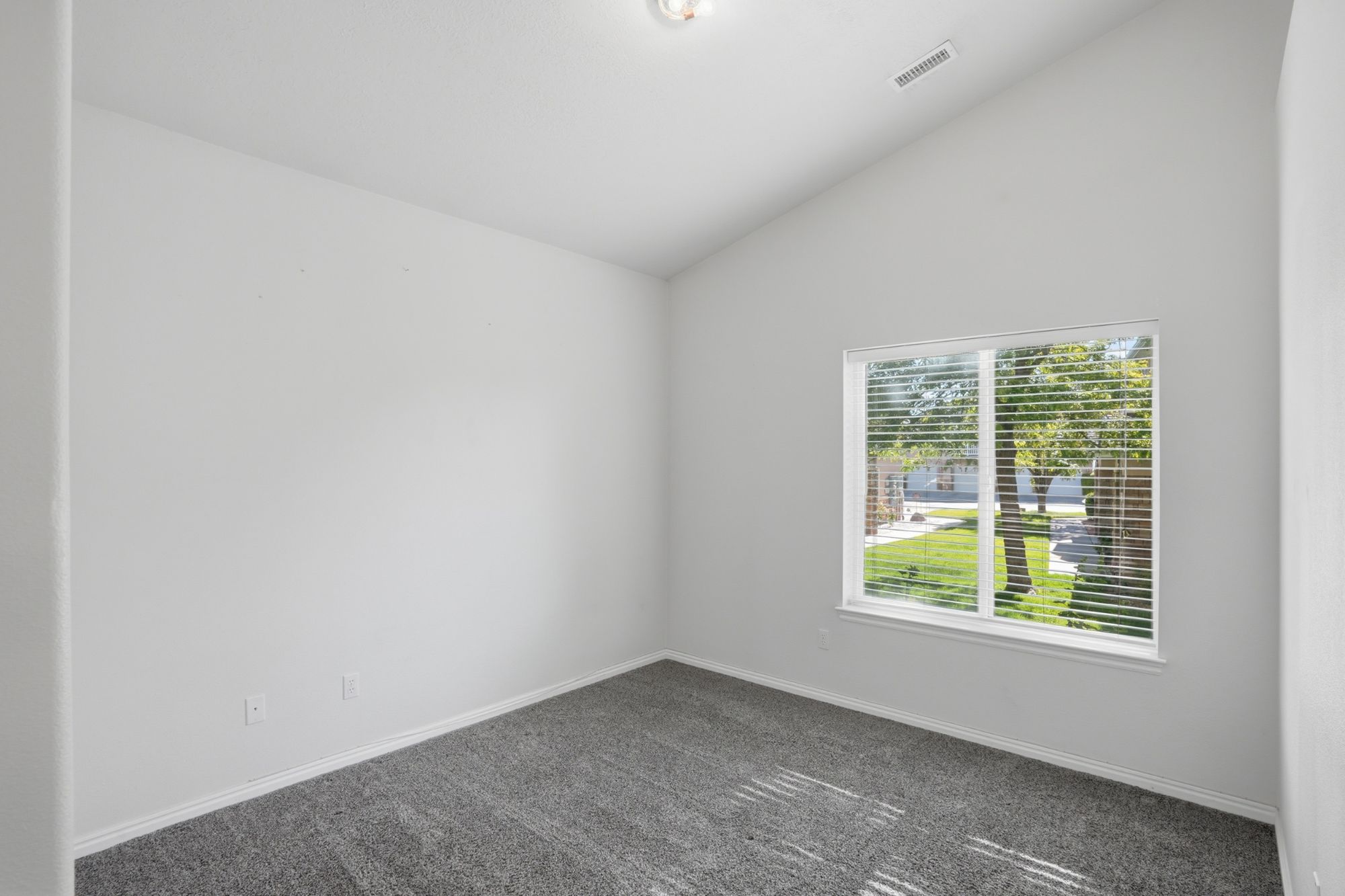 7361 Geralee Lane