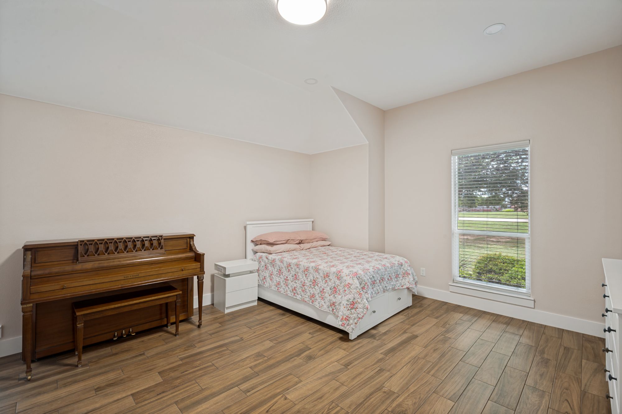 13840 Megan Drive