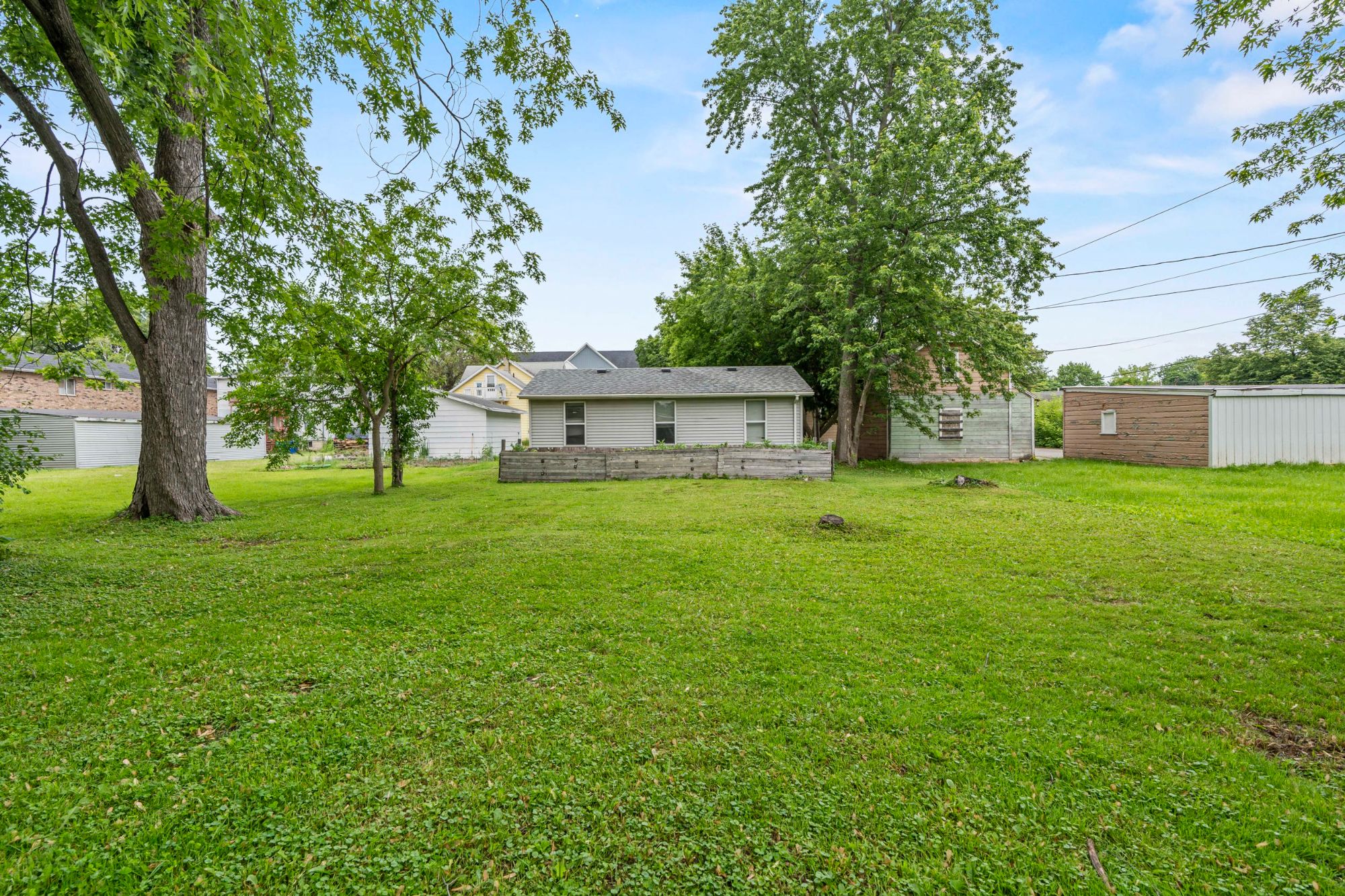 1168 East Walnut Street