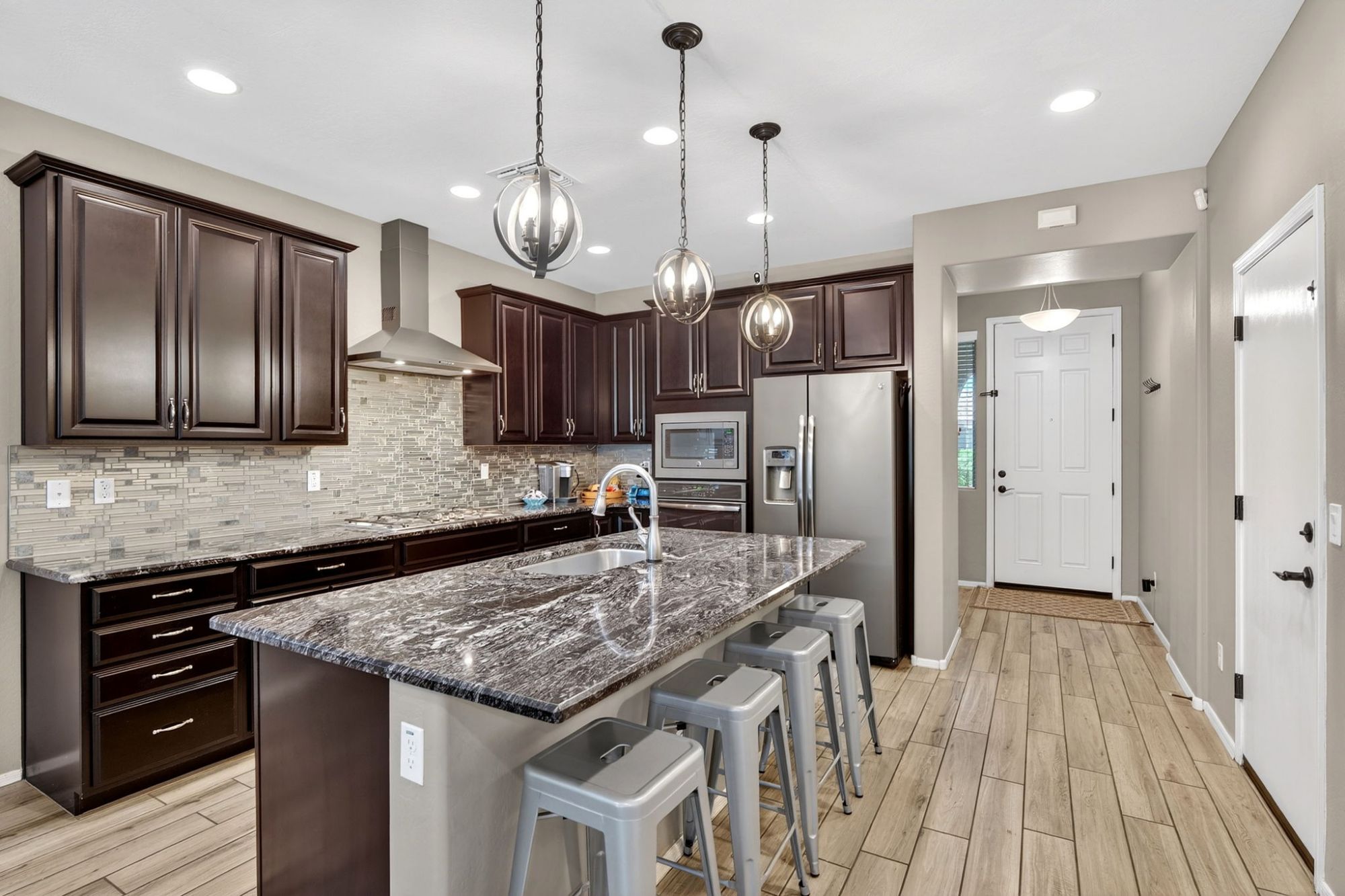 467 North 158th Lane