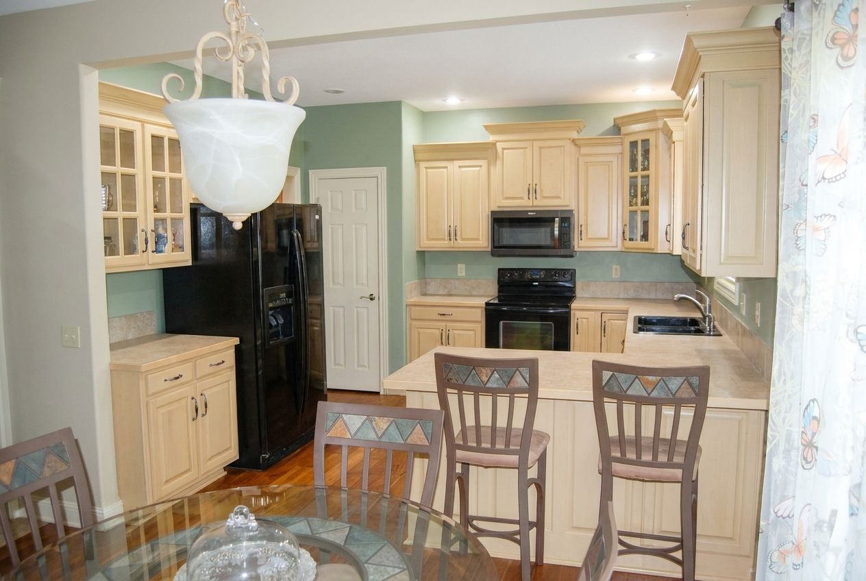 2815 Sparkling Waters Court