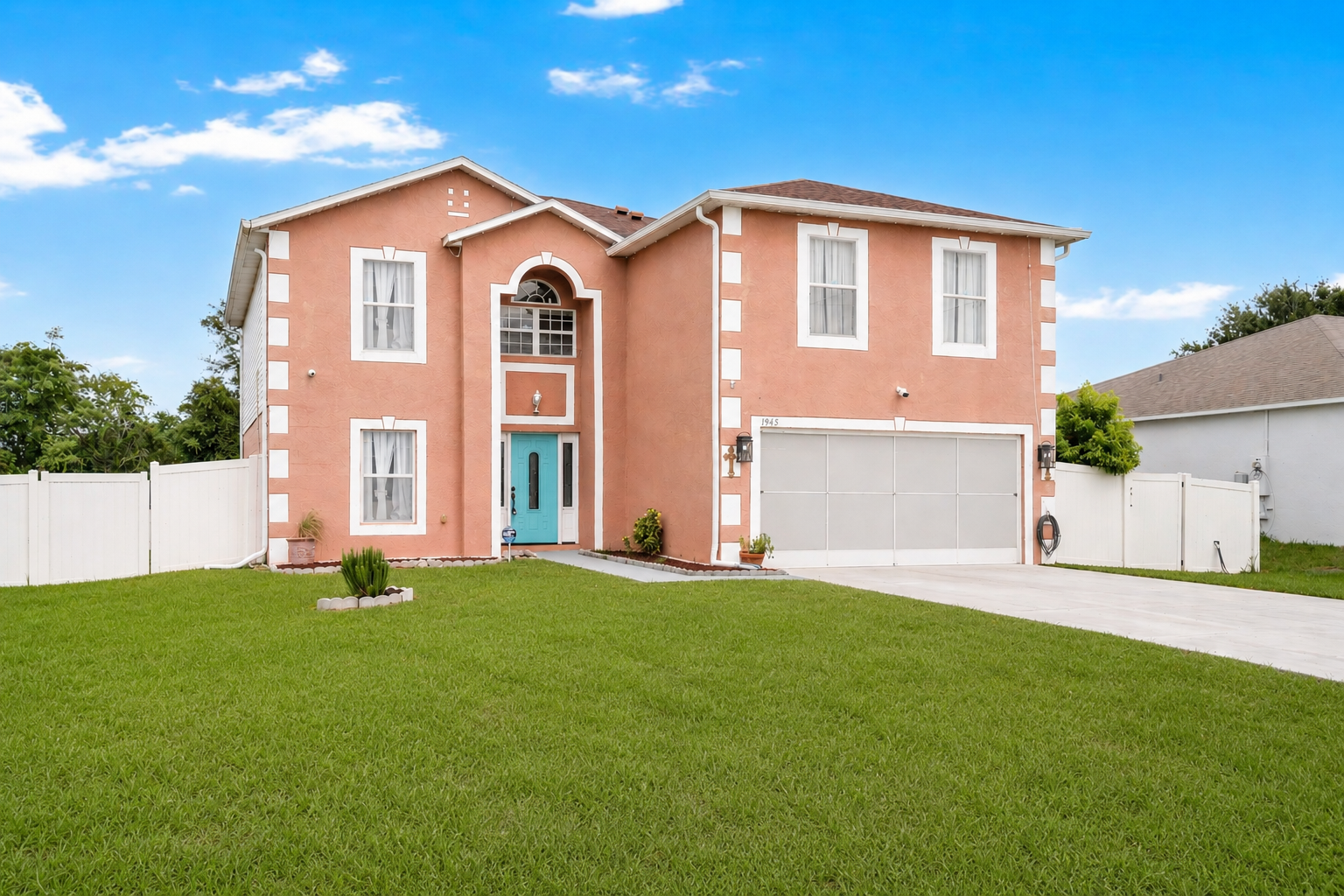 1945 Myakka Court