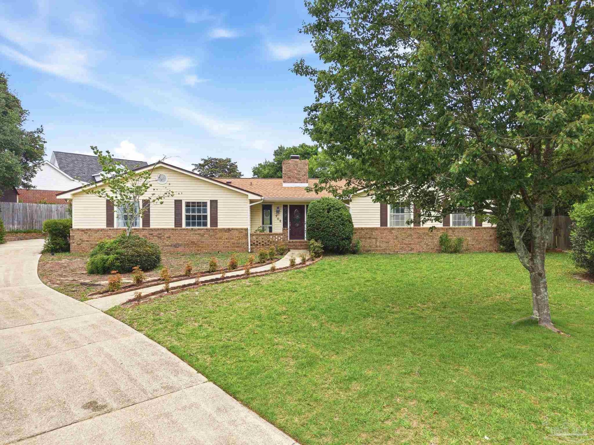 702 Southern Court
