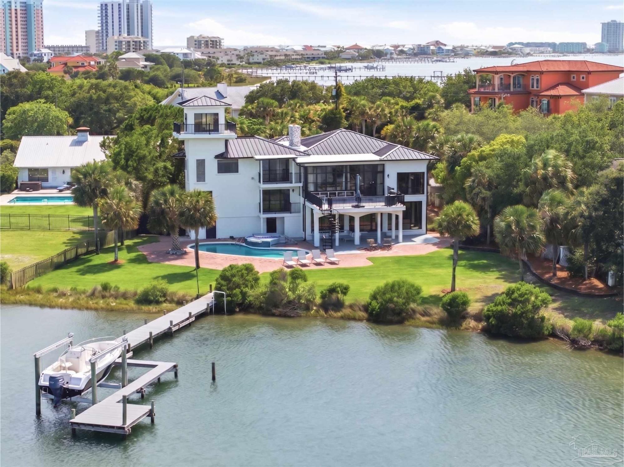 112 Matamoros Drive