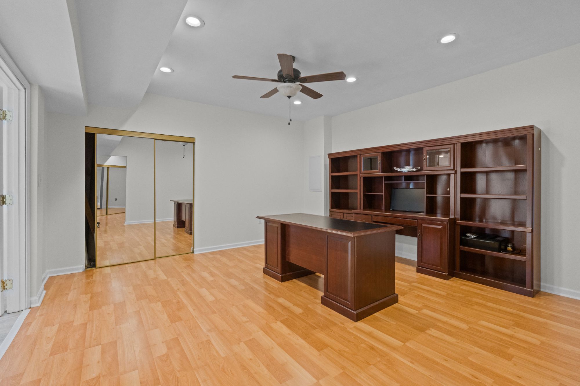 11123 Willow Green Way
