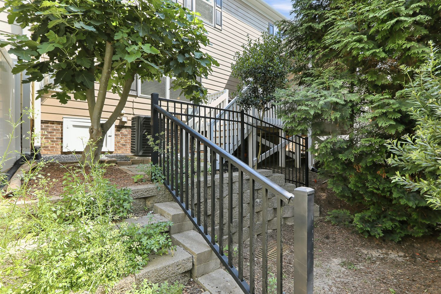 515 Alden Bridge Drive