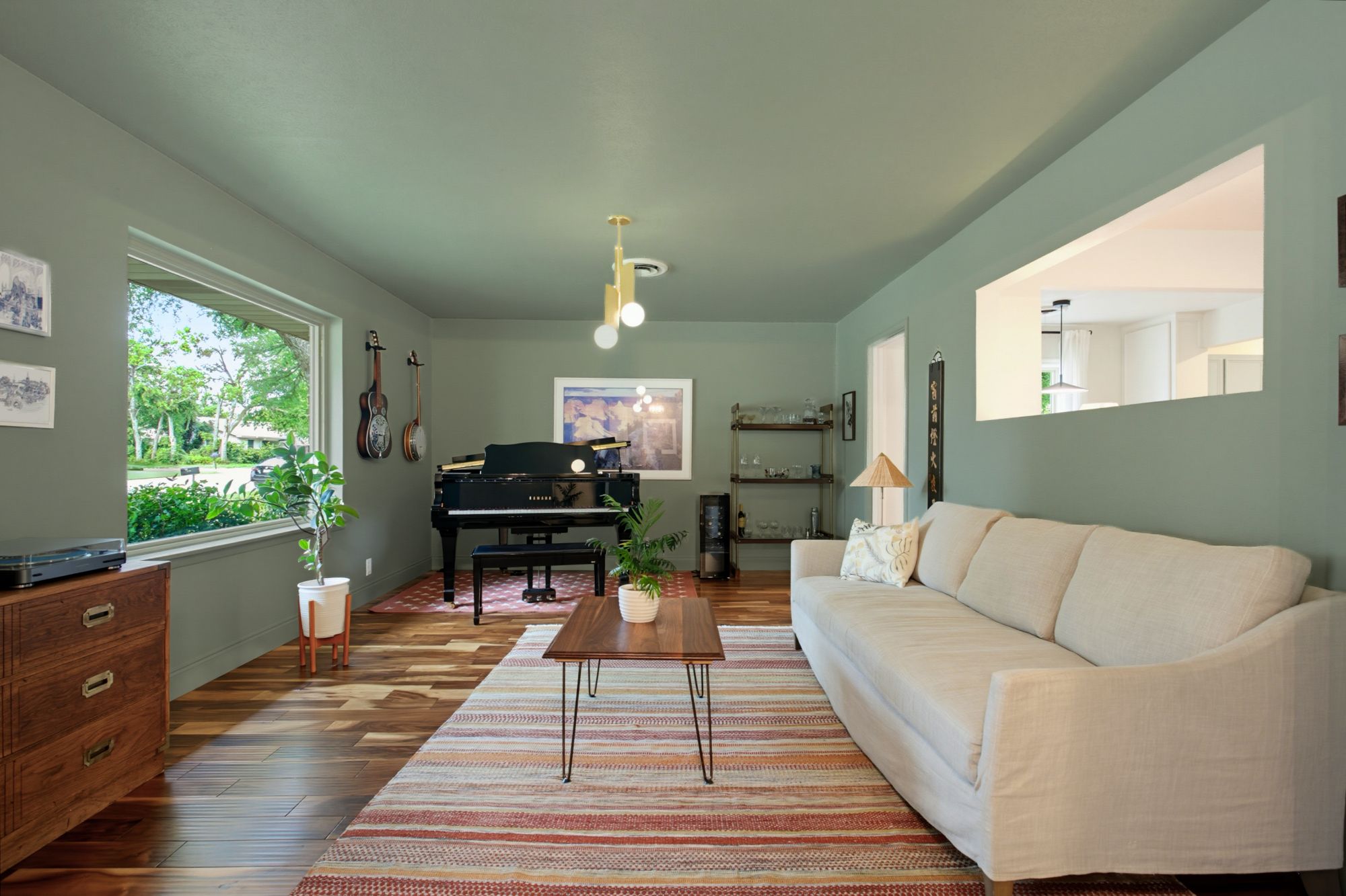 1208 Amherst Drive