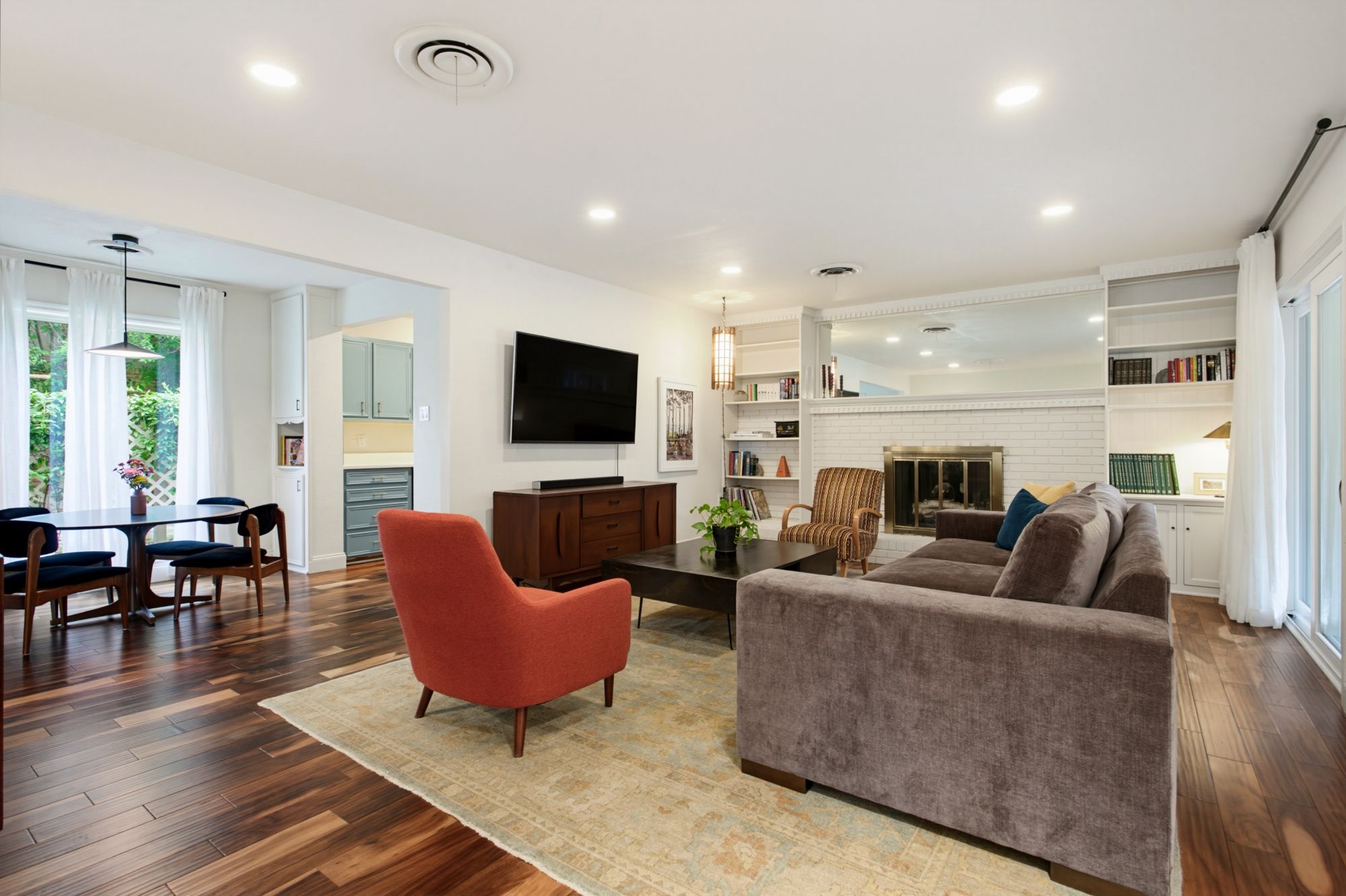 1208 Amherst Drive