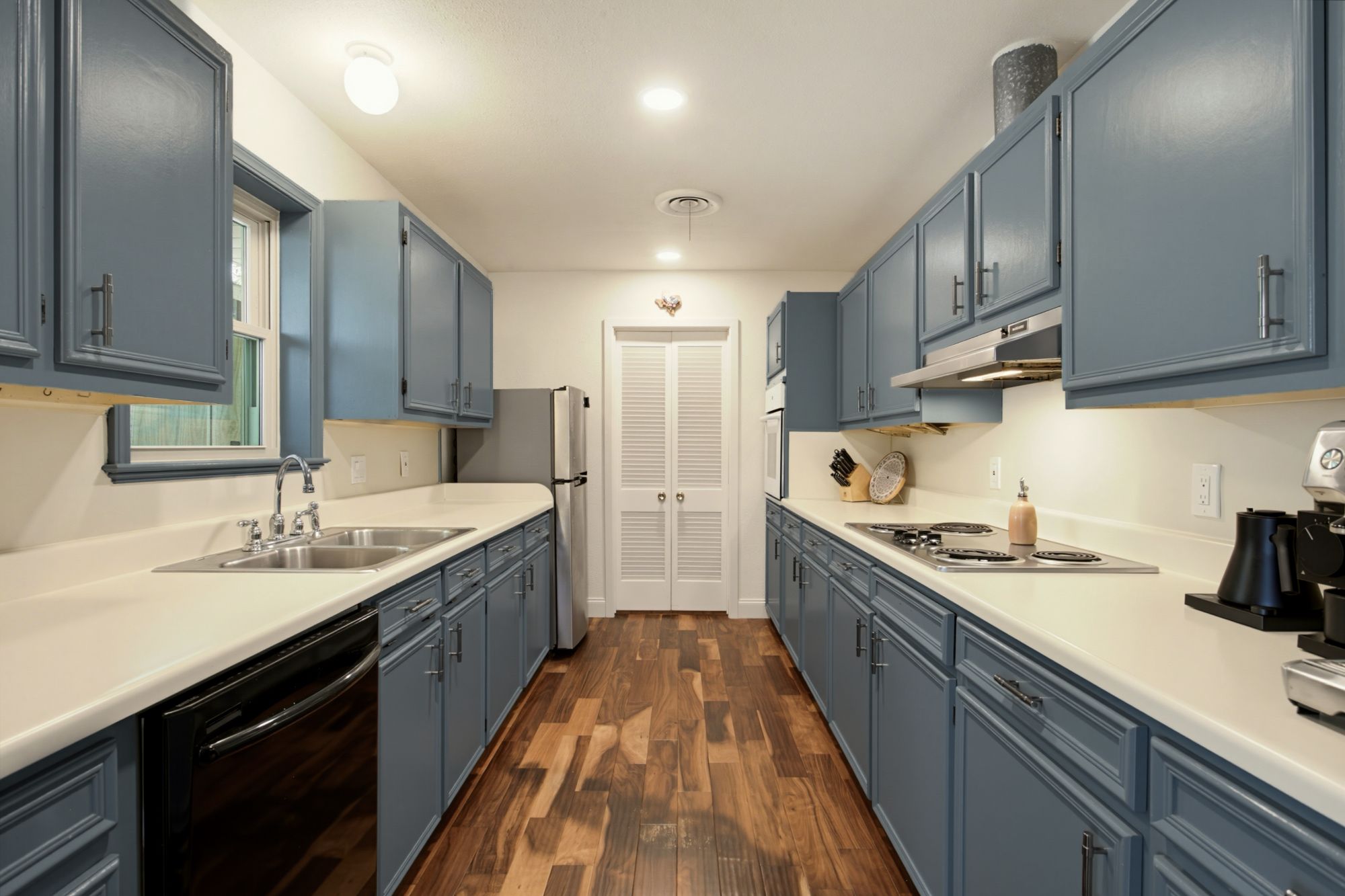 1208 Amherst Drive