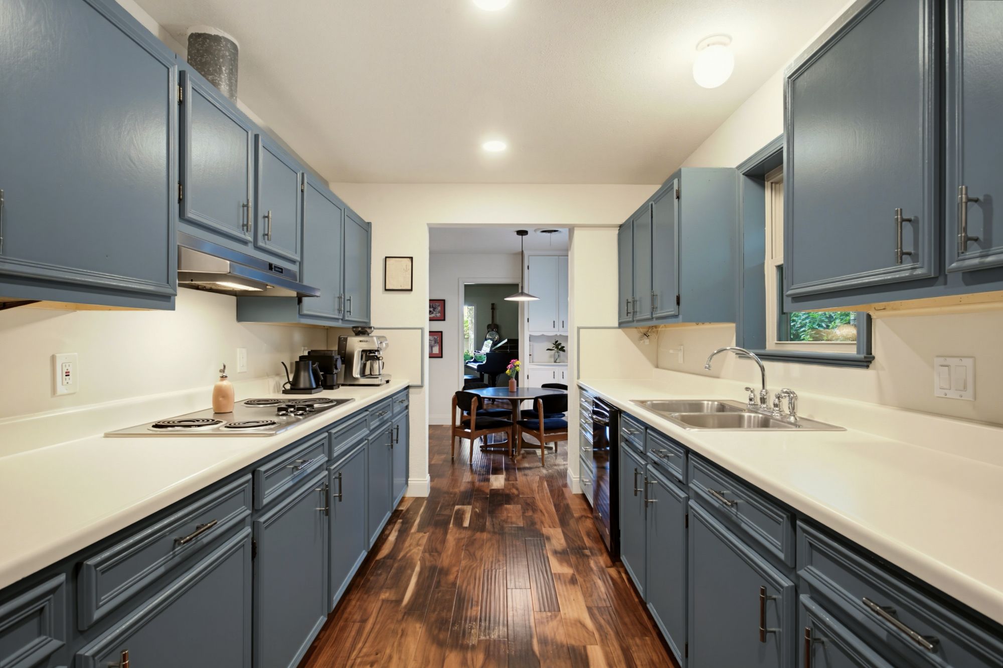 1208 Amherst Drive