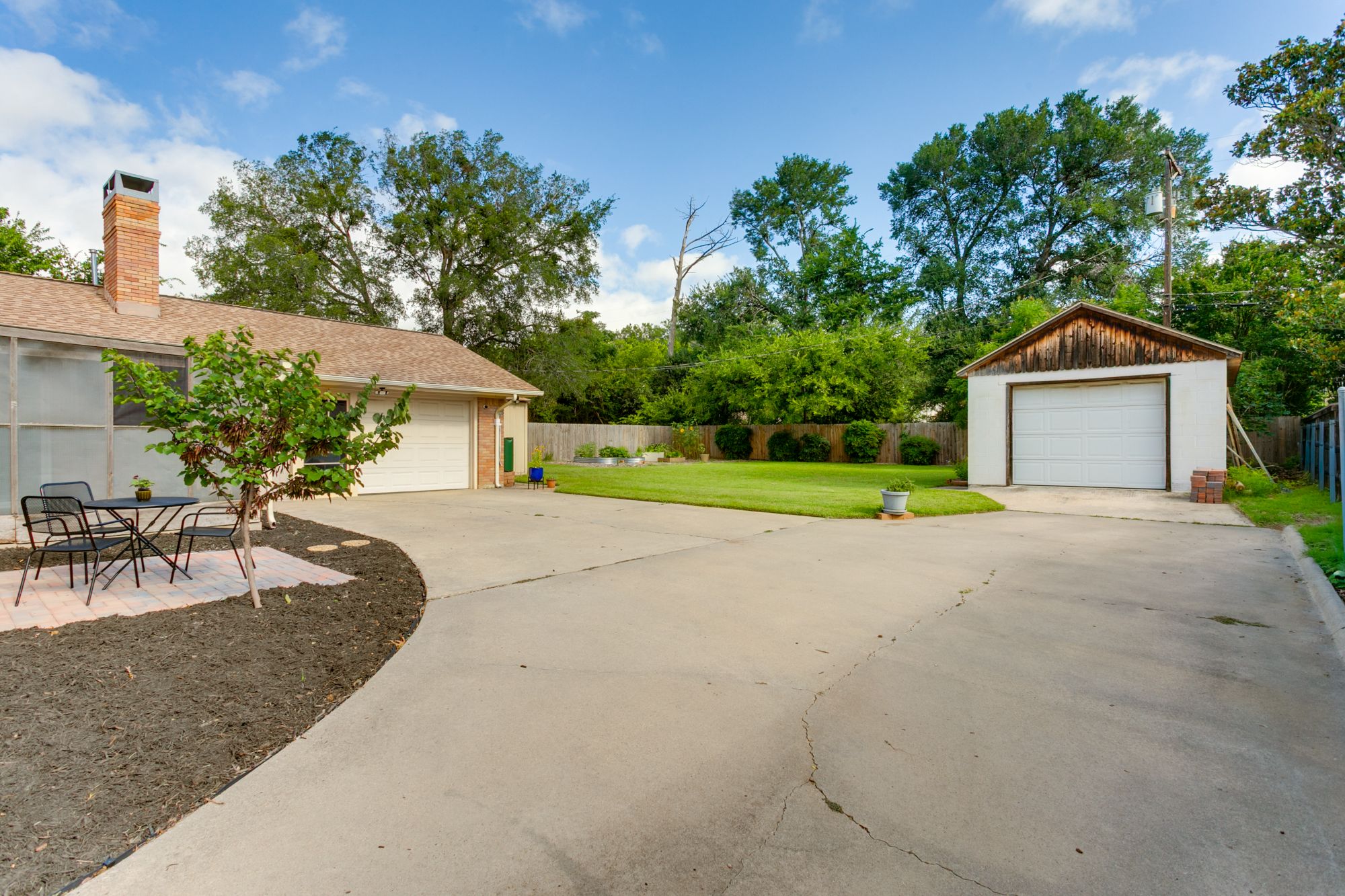 1208 Amherst Drive