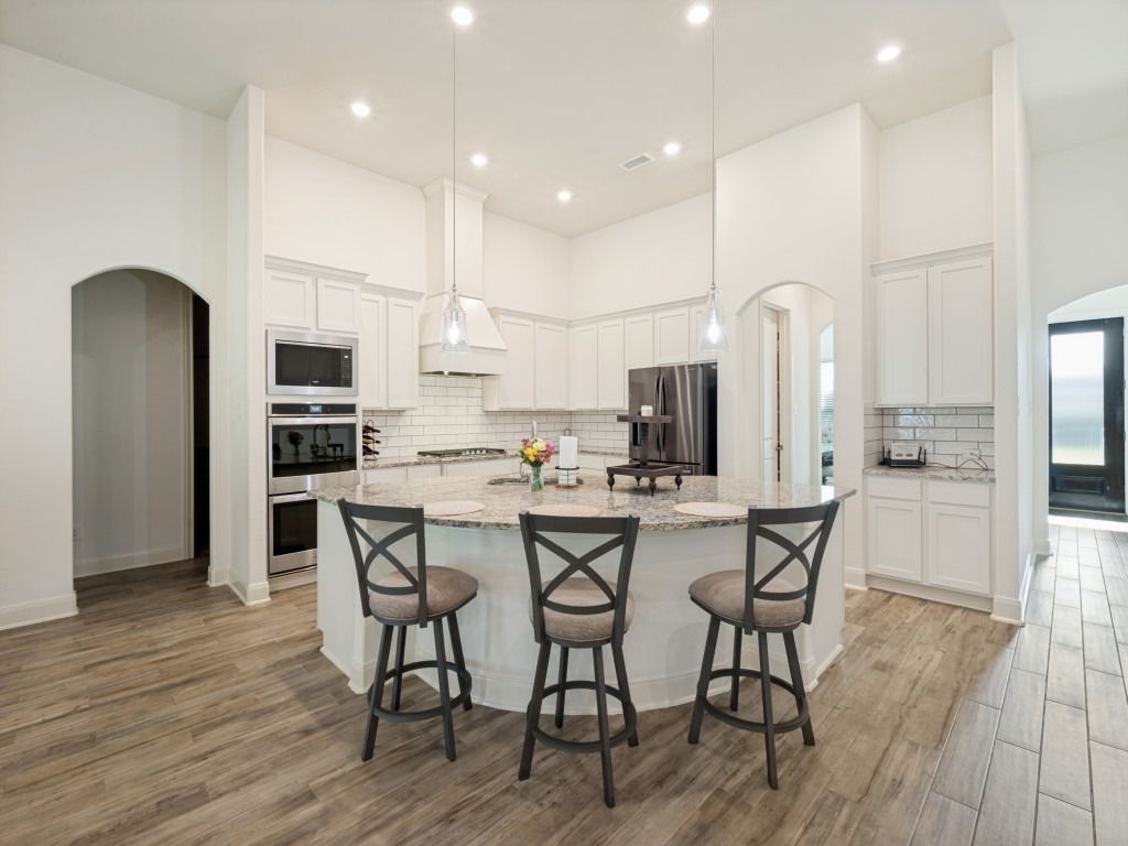 102 White Oak Drive