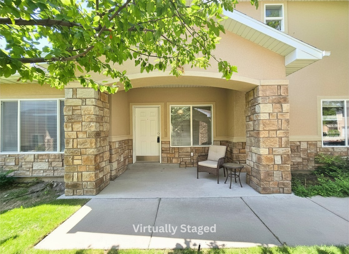 7361 Geralee Lane