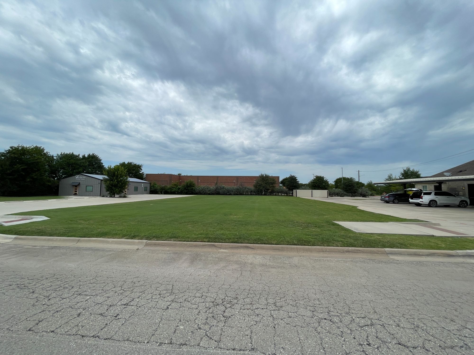 2002 Emery Street