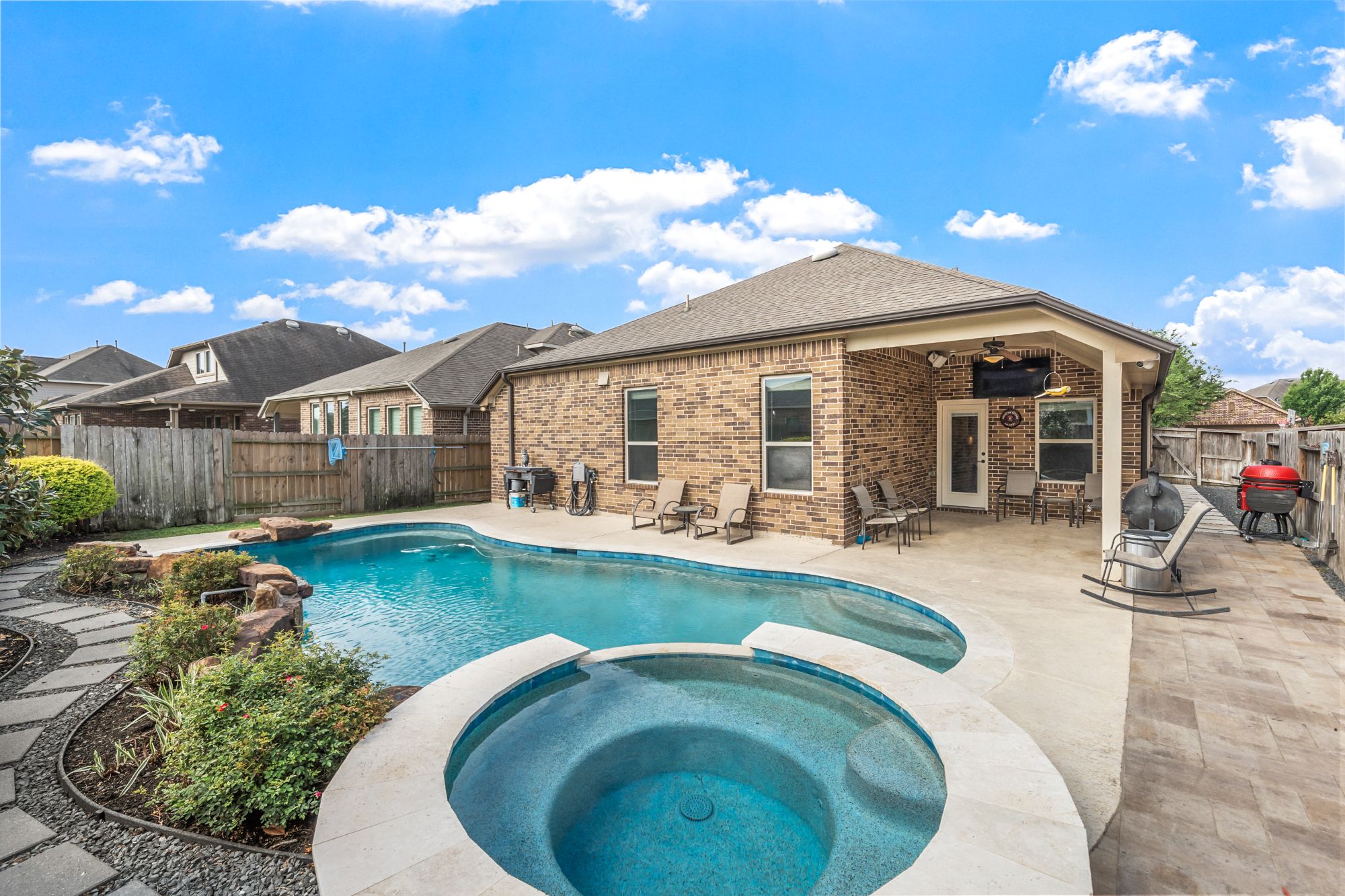 9534 Knox Prairie Court