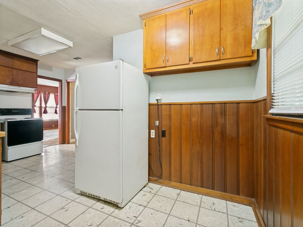 709 Mulkey Lane