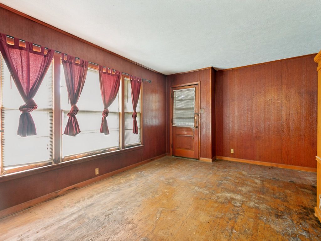709 Mulkey Lane