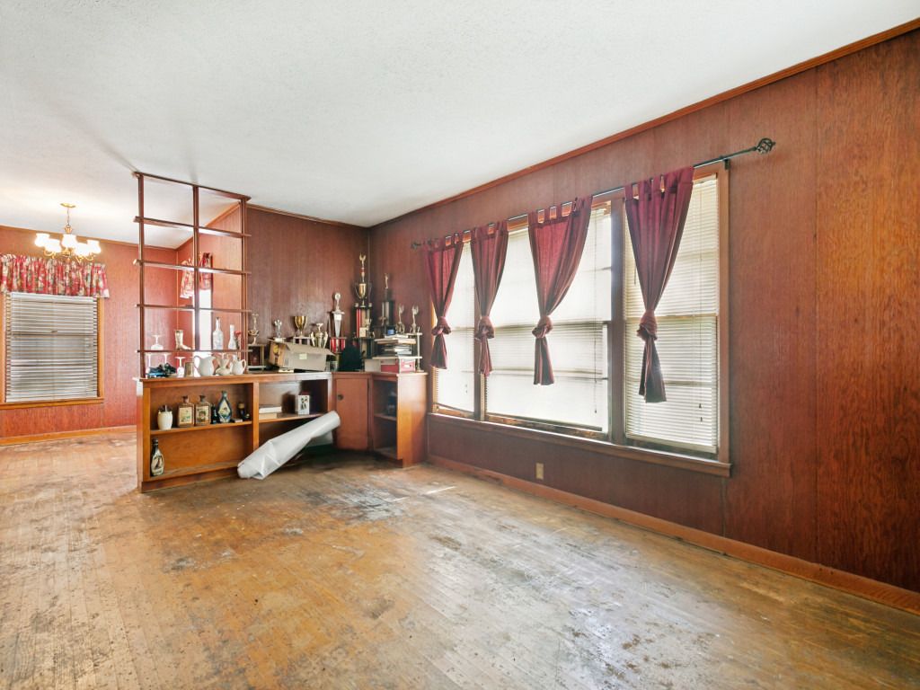 709 Mulkey Lane