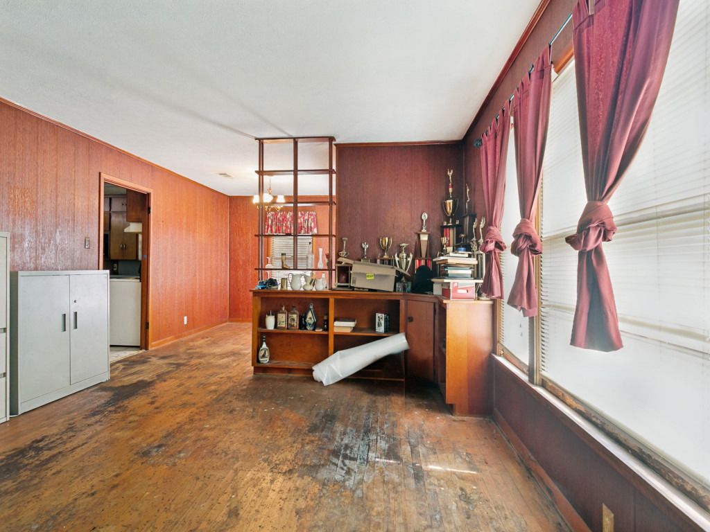 709 Mulkey Lane